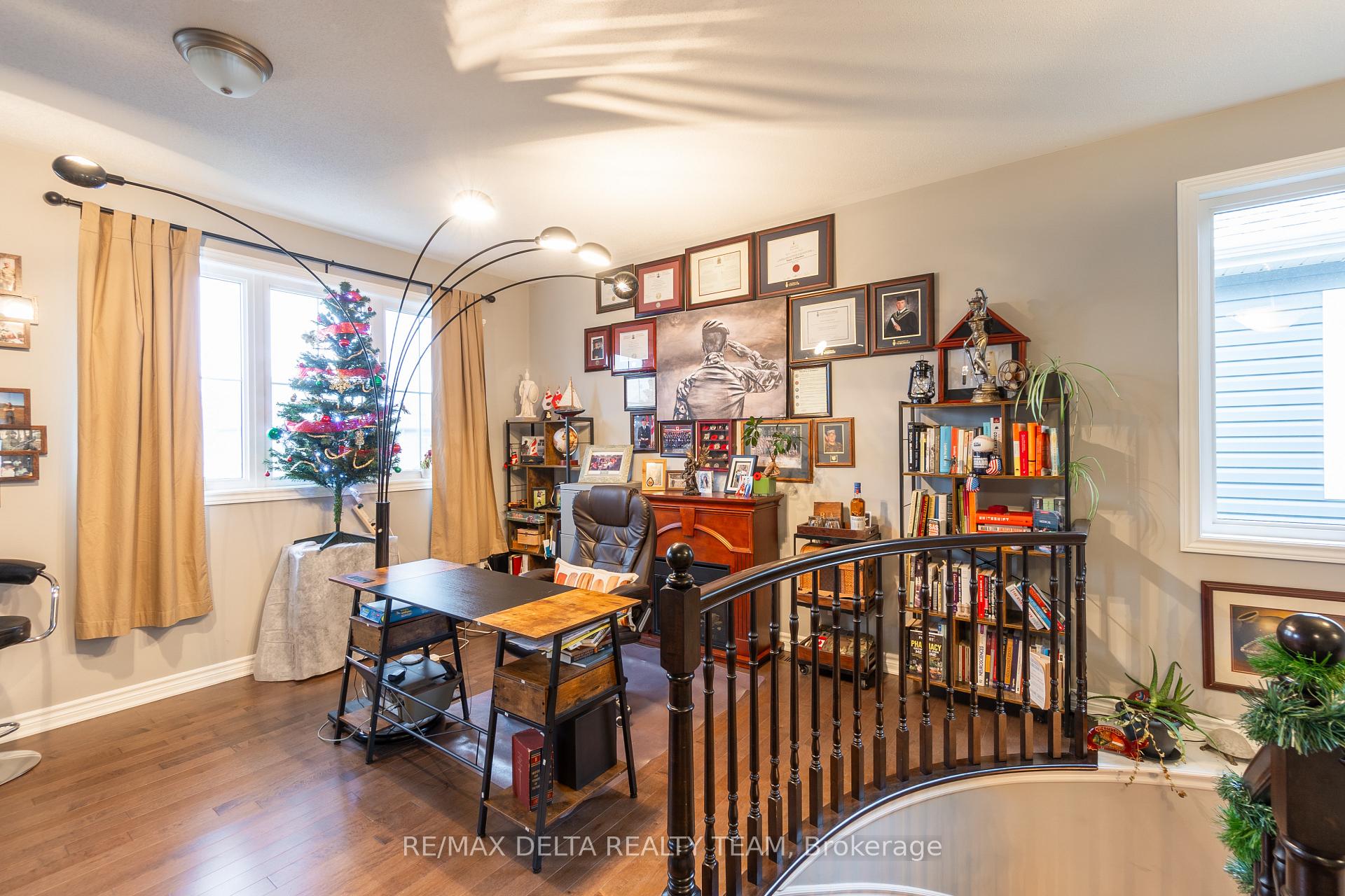 Photo 17 of 132 Bartonia Circle, Ottawa, Avalon West — HOMEH
