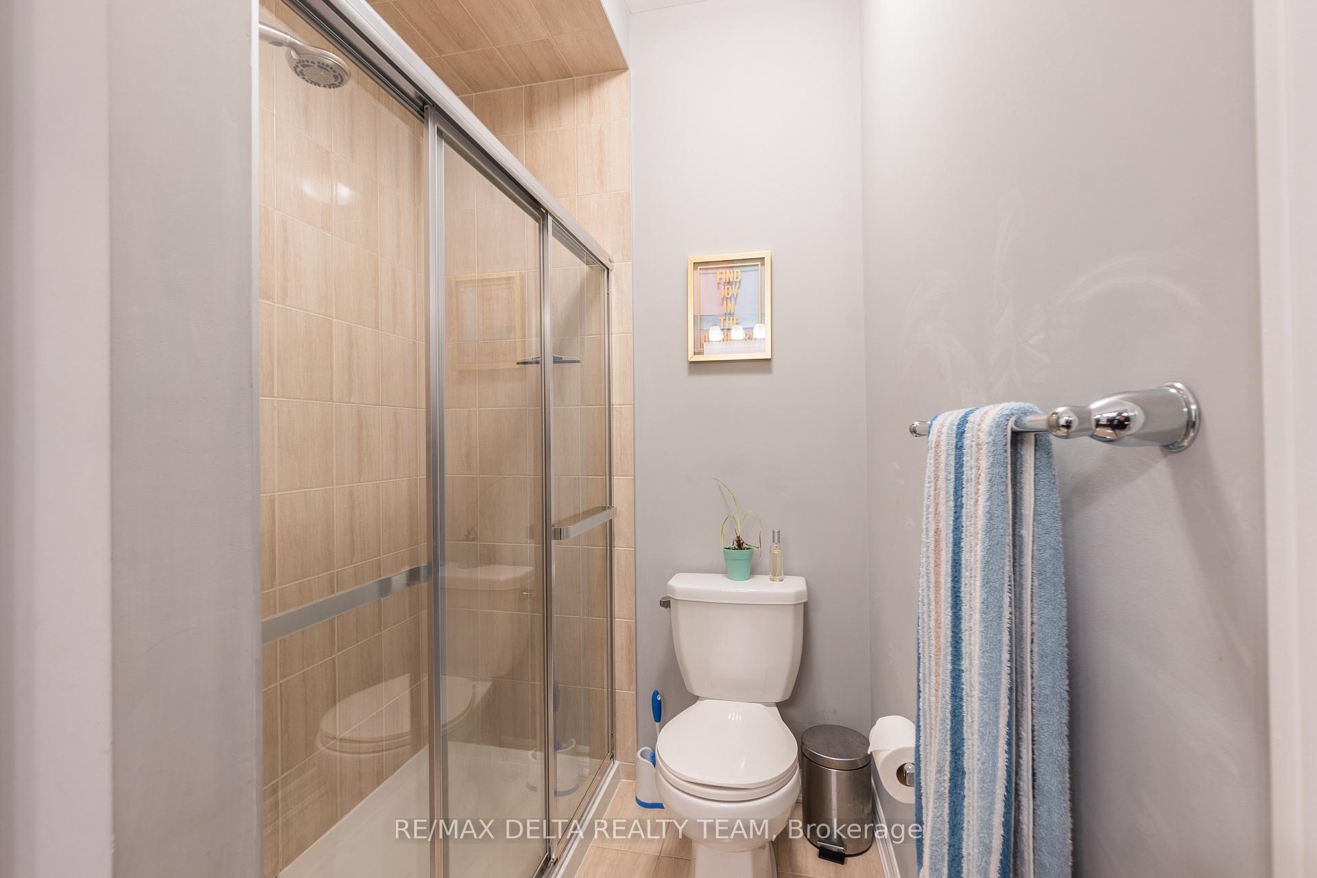 Photo 23 of 132 Bartonia Circle, Ottawa, Avalon West — HOMEH
