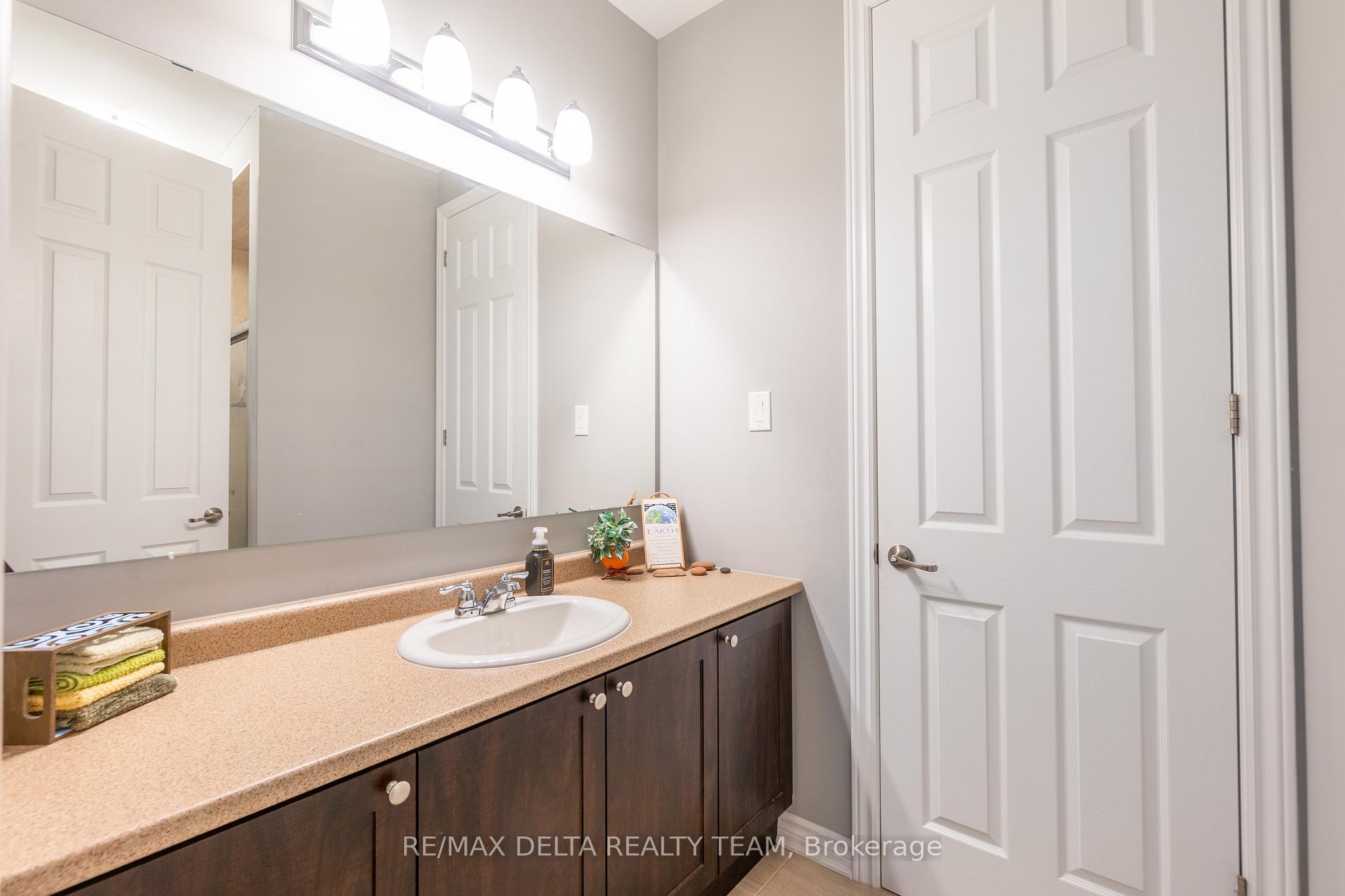 Photo 24 of 132 Bartonia Circle, Ottawa, Avalon West — HOMEH