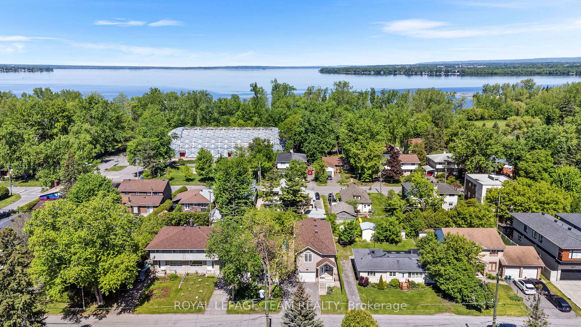 Photo 31 of 2911 Ahearn Avenue, Ottawa, Britannia — HOMEH
