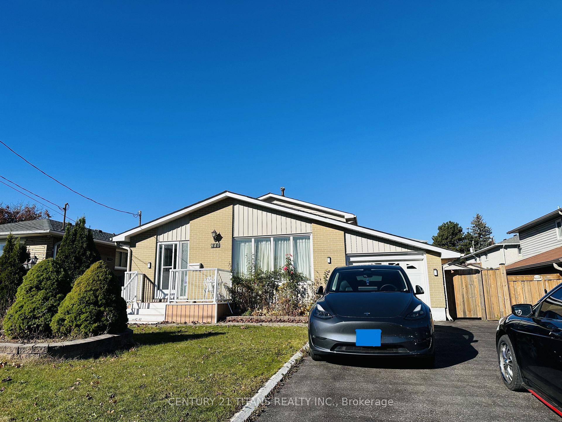 Photo 1 of 840 Hillcrest Road, Pickering, West Shore — HOMEH