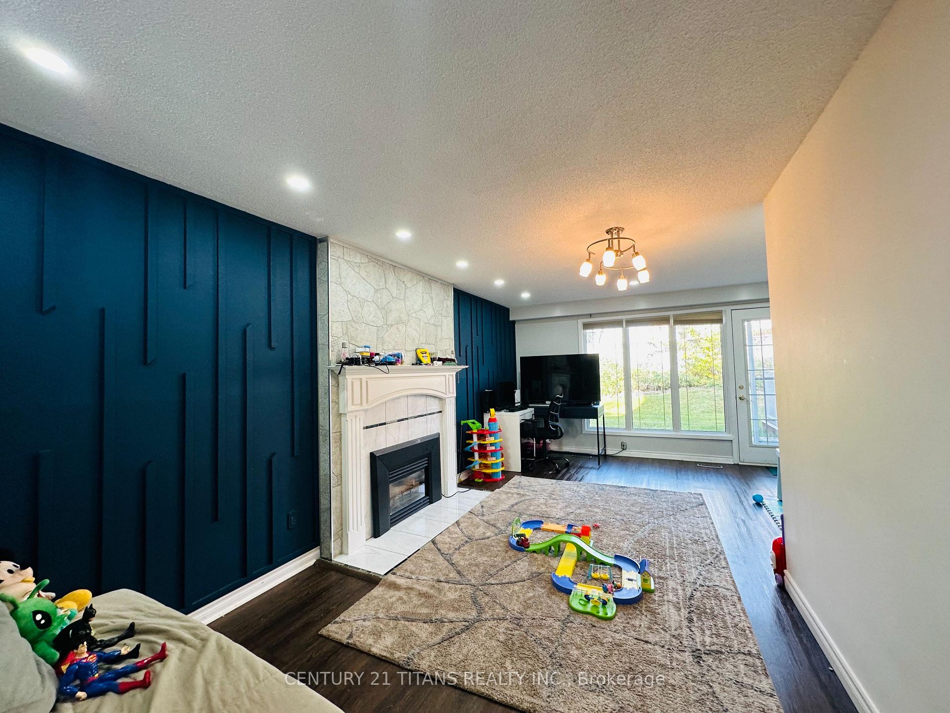 Photo 10 of 840 Hillcrest Road, Pickering, West Shore — HOMEH