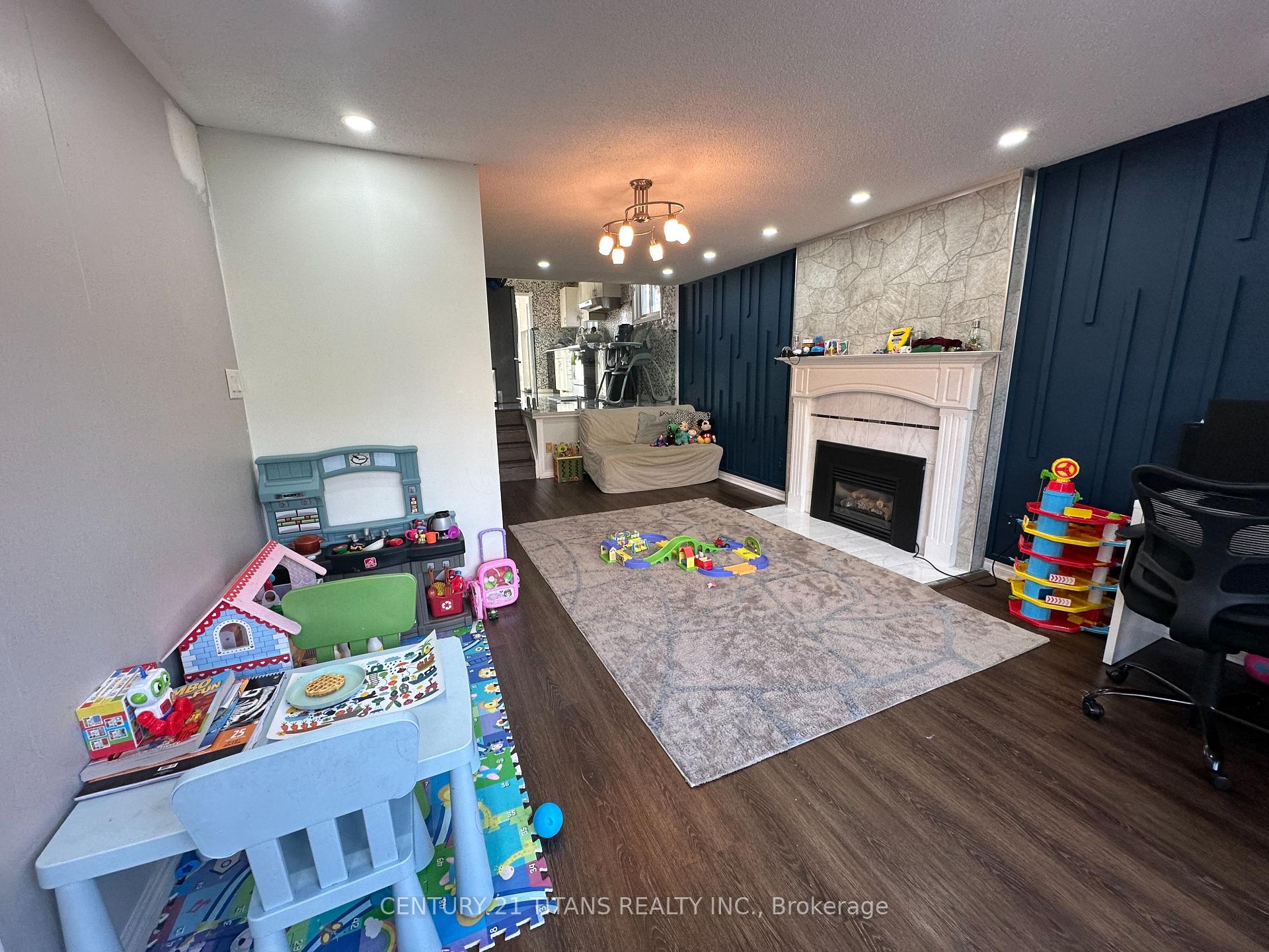 Photo 11 of 840 Hillcrest Road, Pickering, West Shore — HOMEH