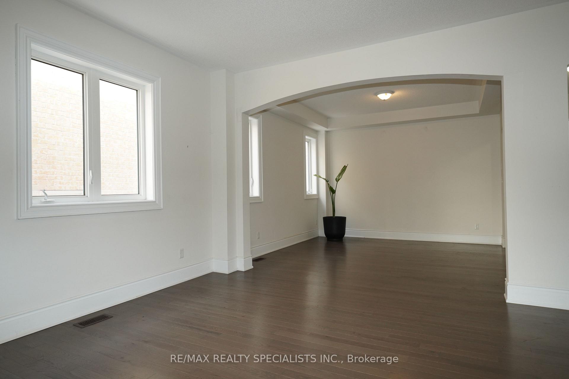 Photo 6 of 955 Wrenwood Drive, Oshawa, Taunton — HOMEH