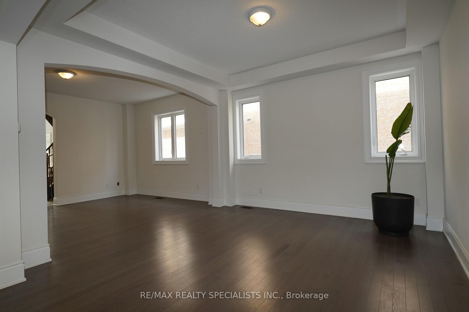 Photo 7 of 955 Wrenwood Drive, Oshawa, Taunton — HOMEH