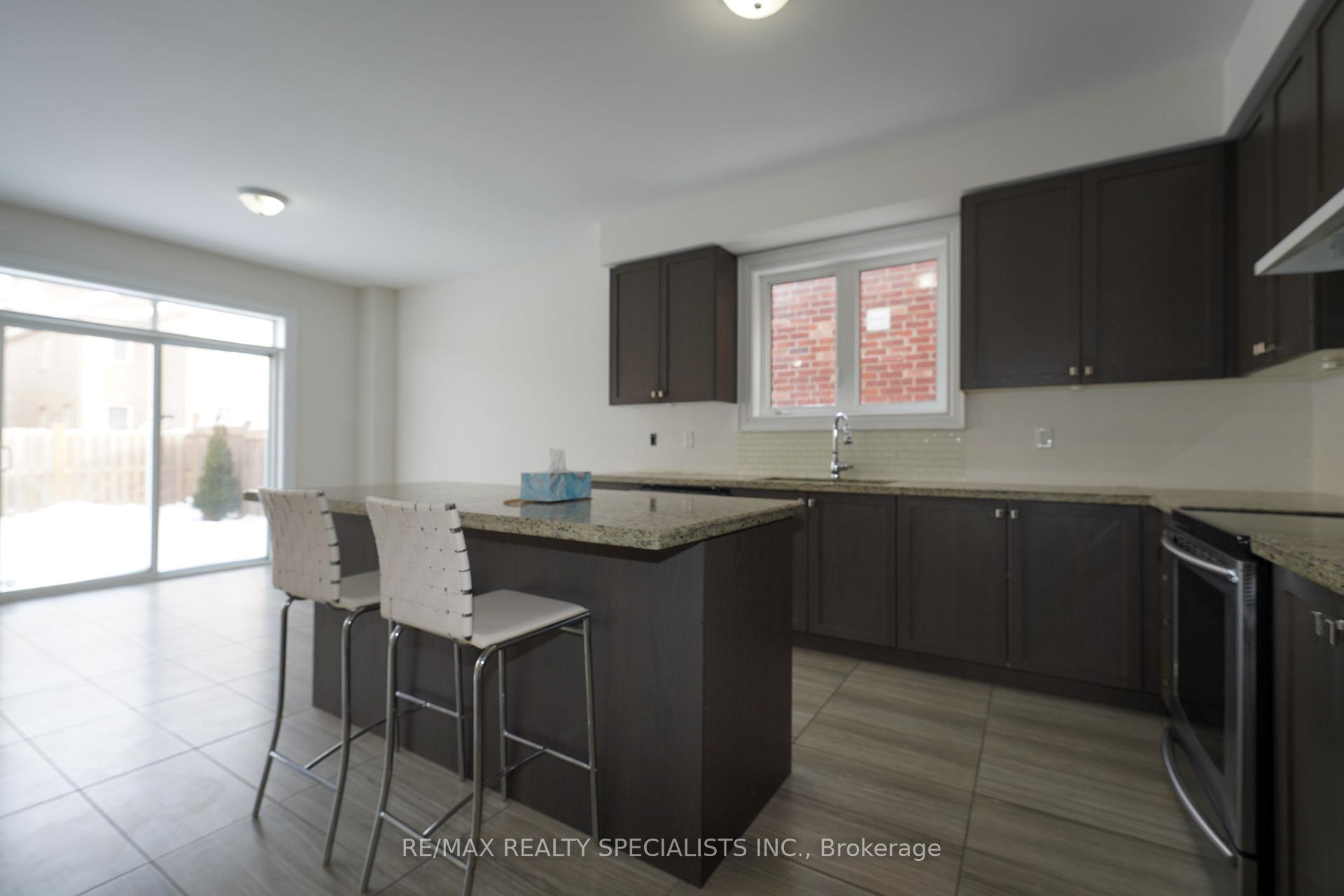 Photo 16 of 955 Wrenwood Drive, Oshawa, Taunton — HOMEH