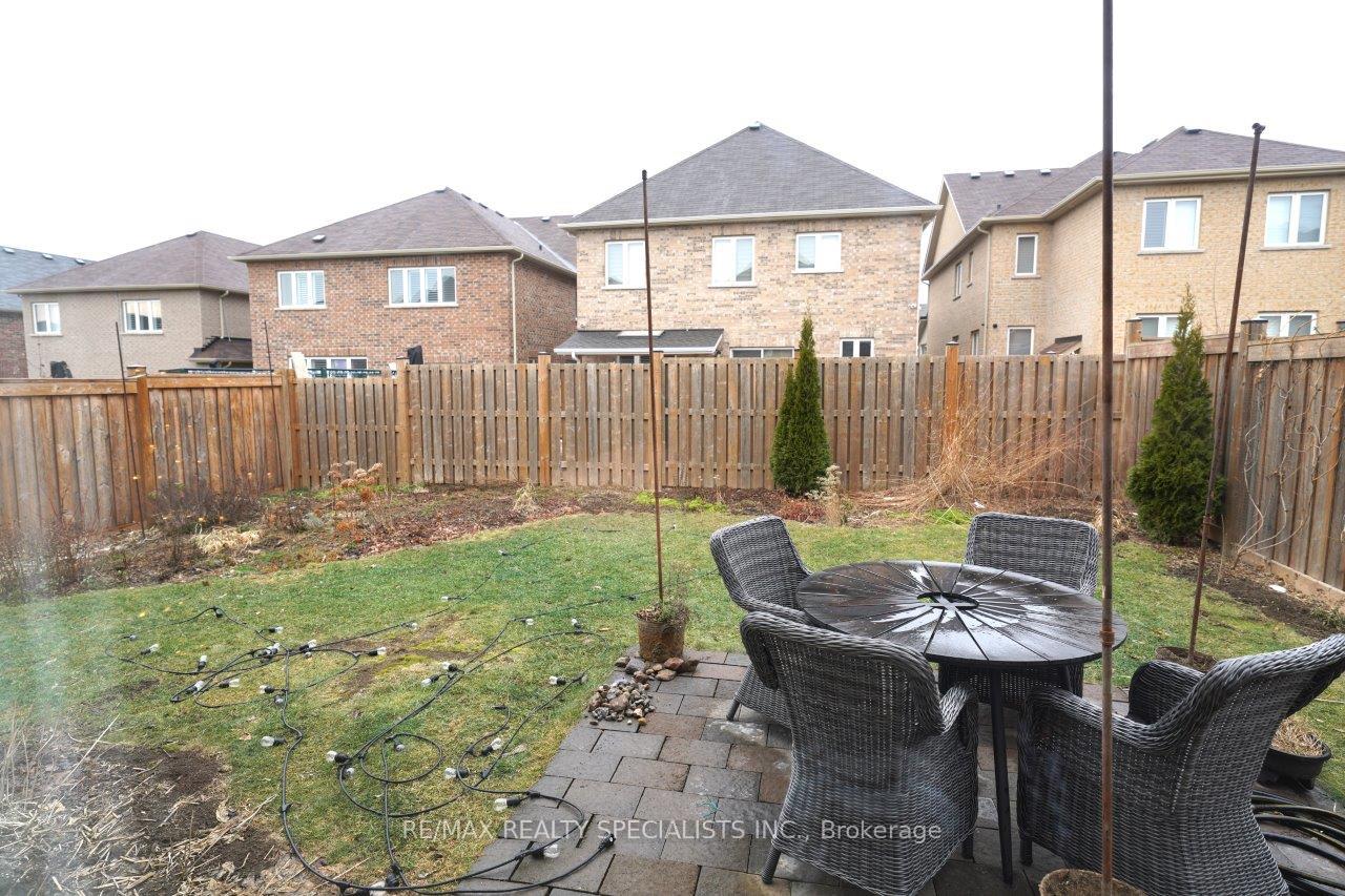Photo 17 of 955 Wrenwood Drive, Oshawa, Taunton — HOMEH