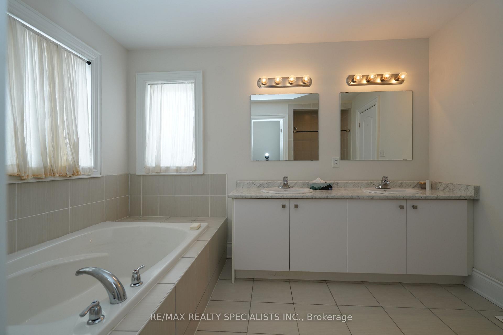 Photo 26 of 955 Wrenwood Drive, Oshawa, Taunton — HOMEH