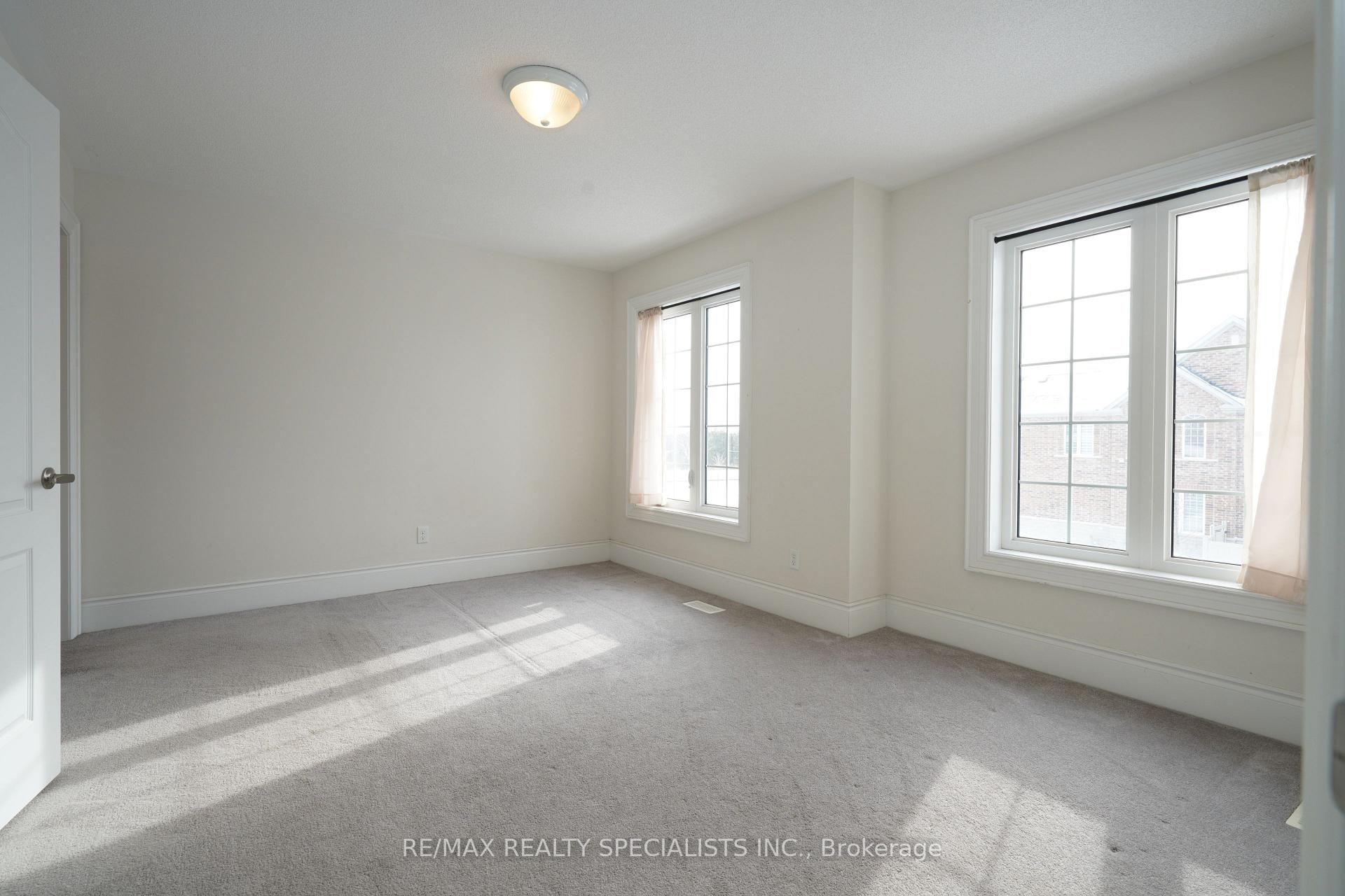Photo 31 of 955 Wrenwood Drive, Oshawa, Taunton — HOMEH