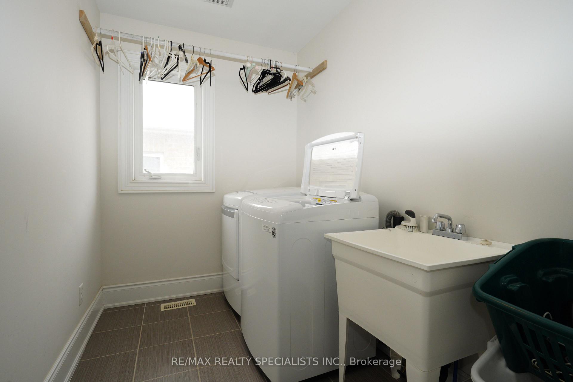 Photo 35 of 955 Wrenwood Drive, Oshawa, Taunton — HOMEH