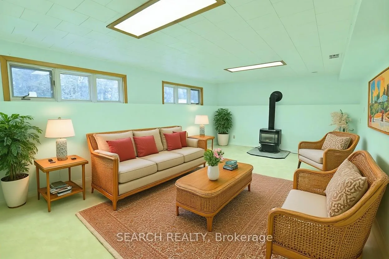 Photo 13 of 81 Main Street, Brock, Beaverton — HOMEH