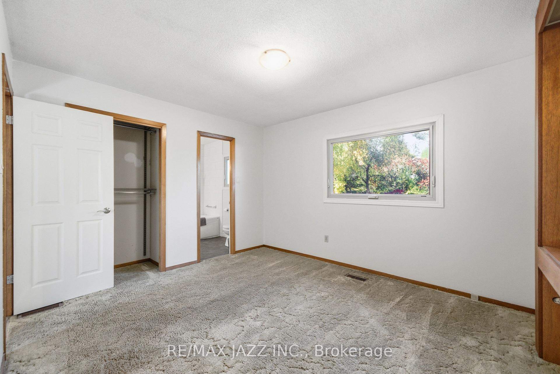 Photo 16 of 1708 Redwood Drive, Peterborough, Monaghan Ward 2 — HOMEH