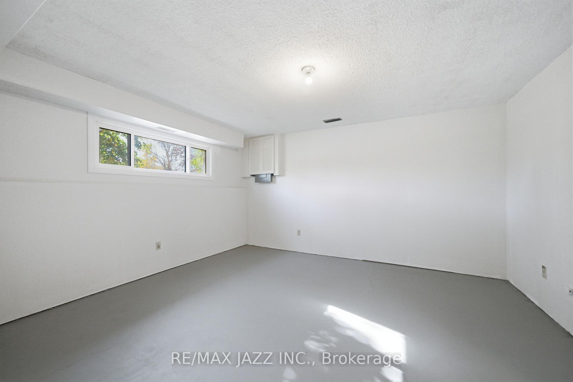 Photo 24 of 1708 Redwood Drive, Peterborough, Monaghan Ward 2 — HOMEH