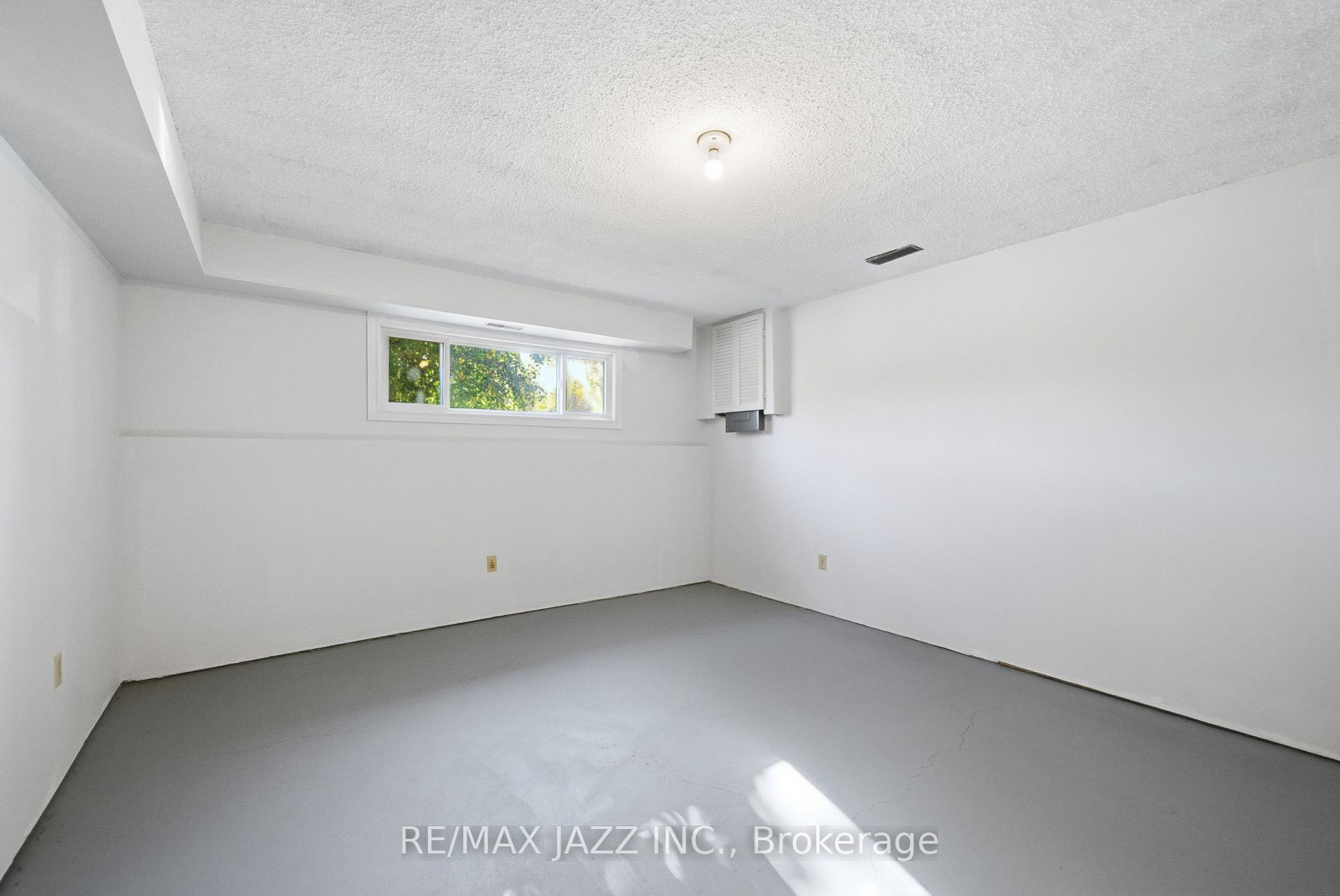 Photo 25 of 1708 Redwood Drive, Peterborough, Monaghan Ward 2 — HOMEH