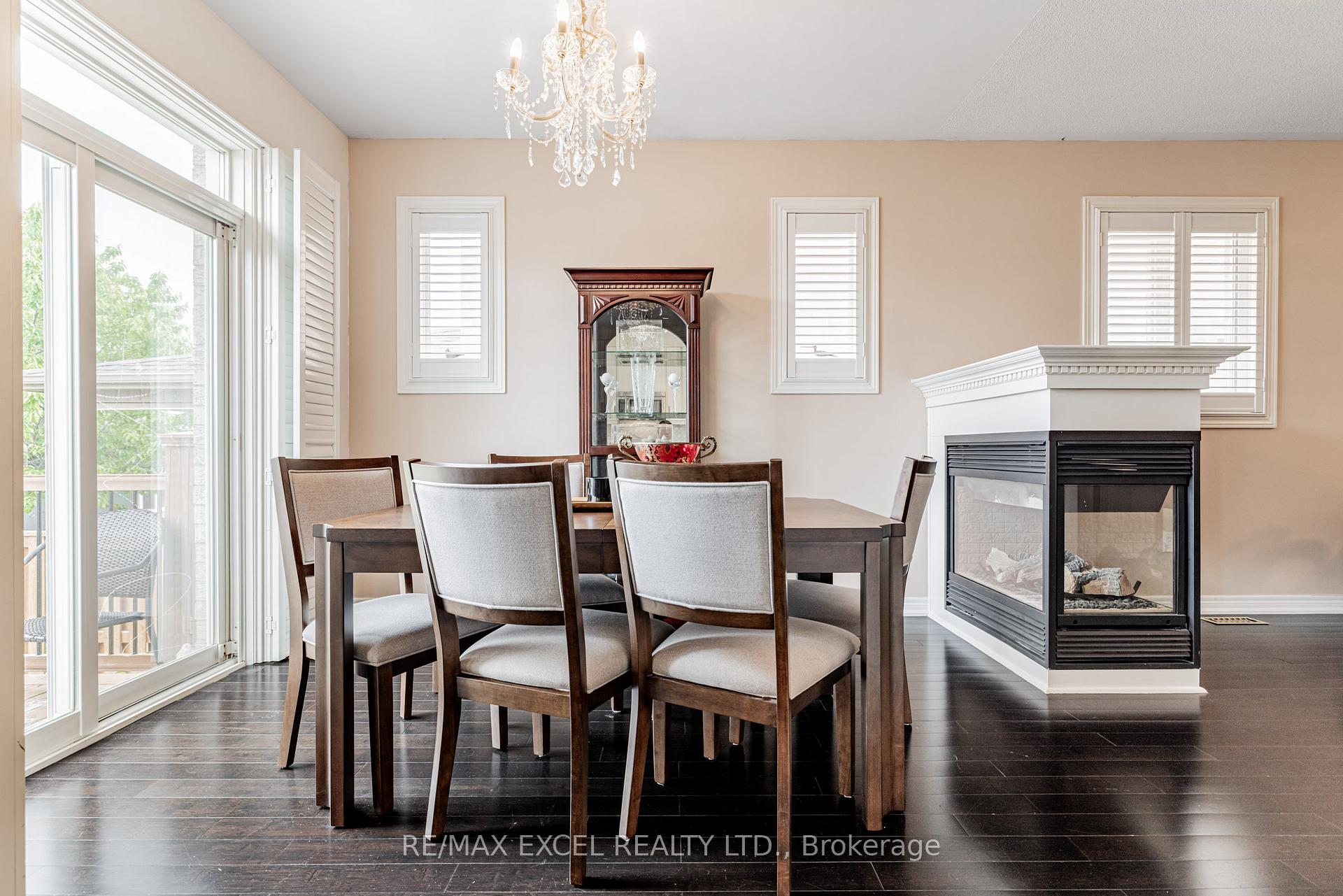 Photo 10 of 46 Guery Crescent, Vaughan, East Woodbridge — HOMEH