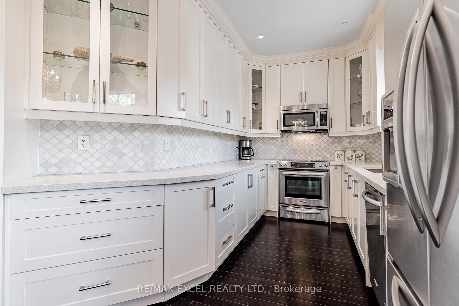 Photo 11 of 46 Guery Crescent, Vaughan, East Woodbridge — HOMEH