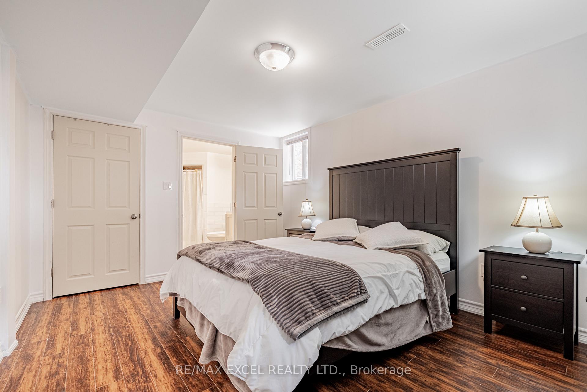 Photo 24 of 46 Guery Crescent, Vaughan, East Woodbridge — HOMEH