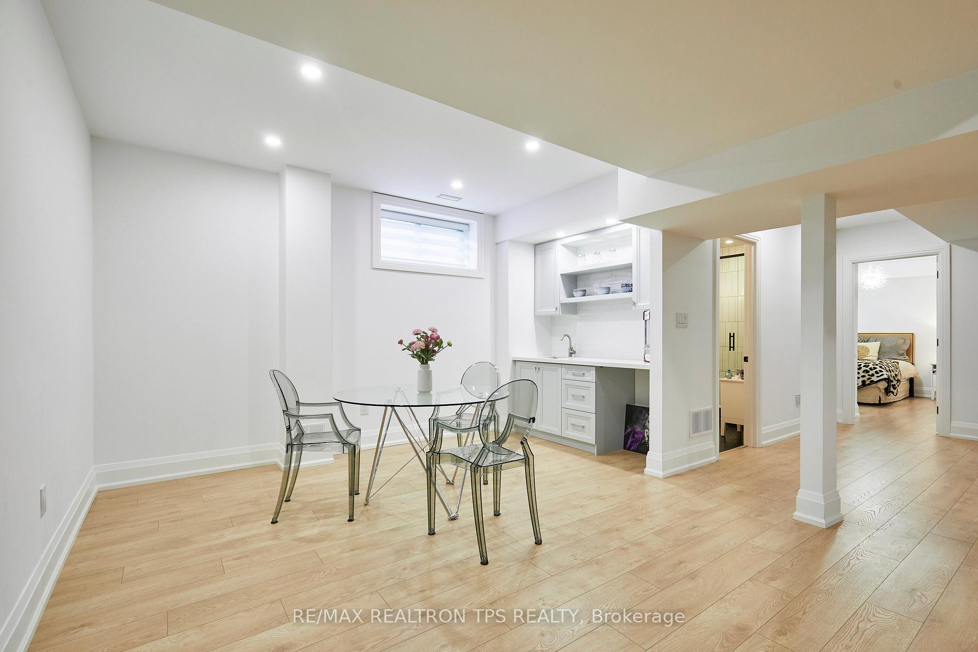 Photo 37 of 35 Heber Down Crescent, Whitby, Brooklin — HOMEH