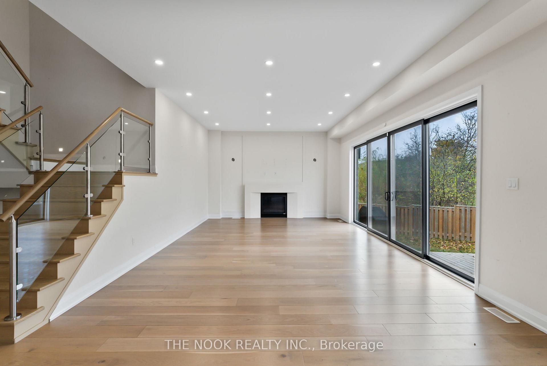 Photo 9 of 396 Frontier Court, Pickering, Rosebank — HOMEH