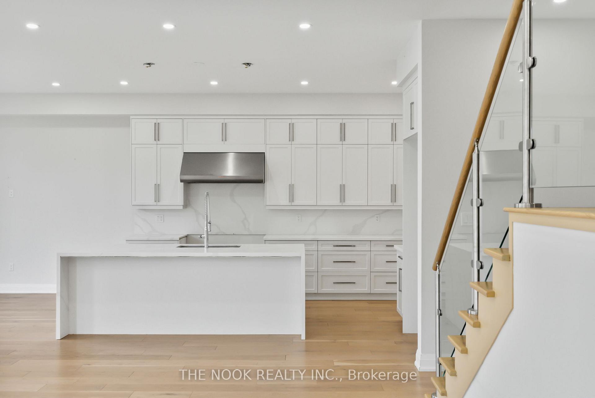 Photo 12 of 396 Frontier Court, Pickering, Rosebank — HOMEH