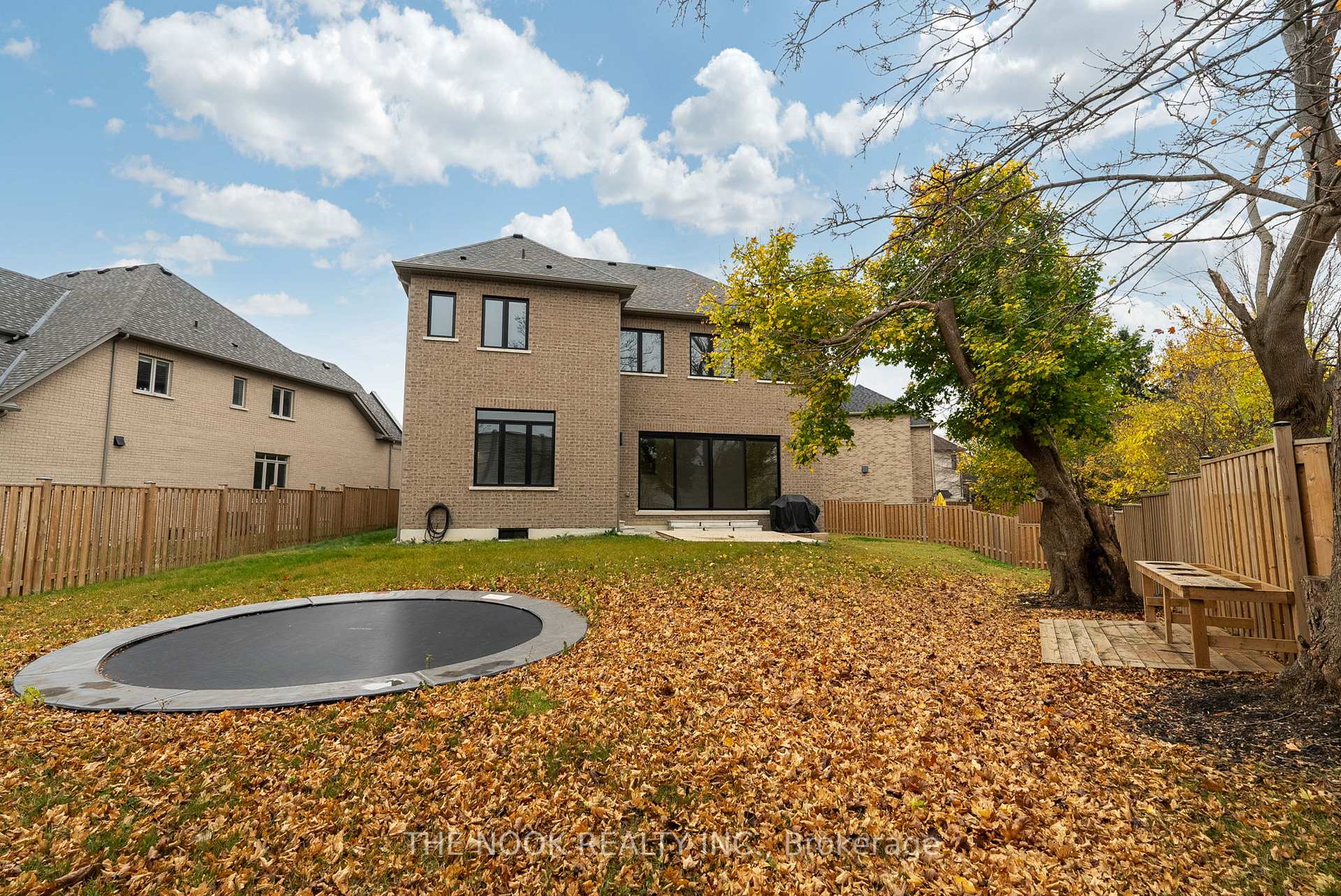 Photo 38 of 396 Frontier Court, Pickering, Rosebank — HOMEH