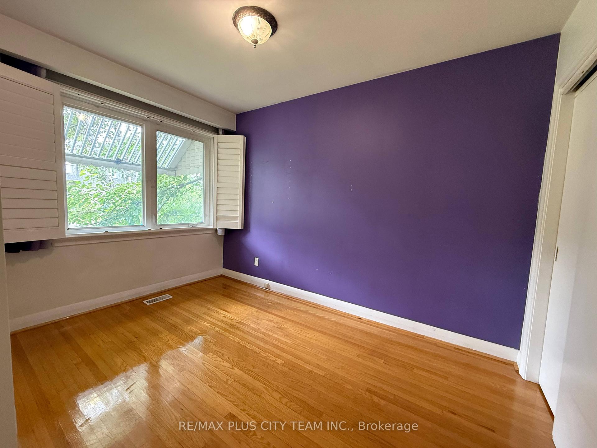 Photo 10 of 33 Windsor Drive, Ajax, Central West — HOMEH