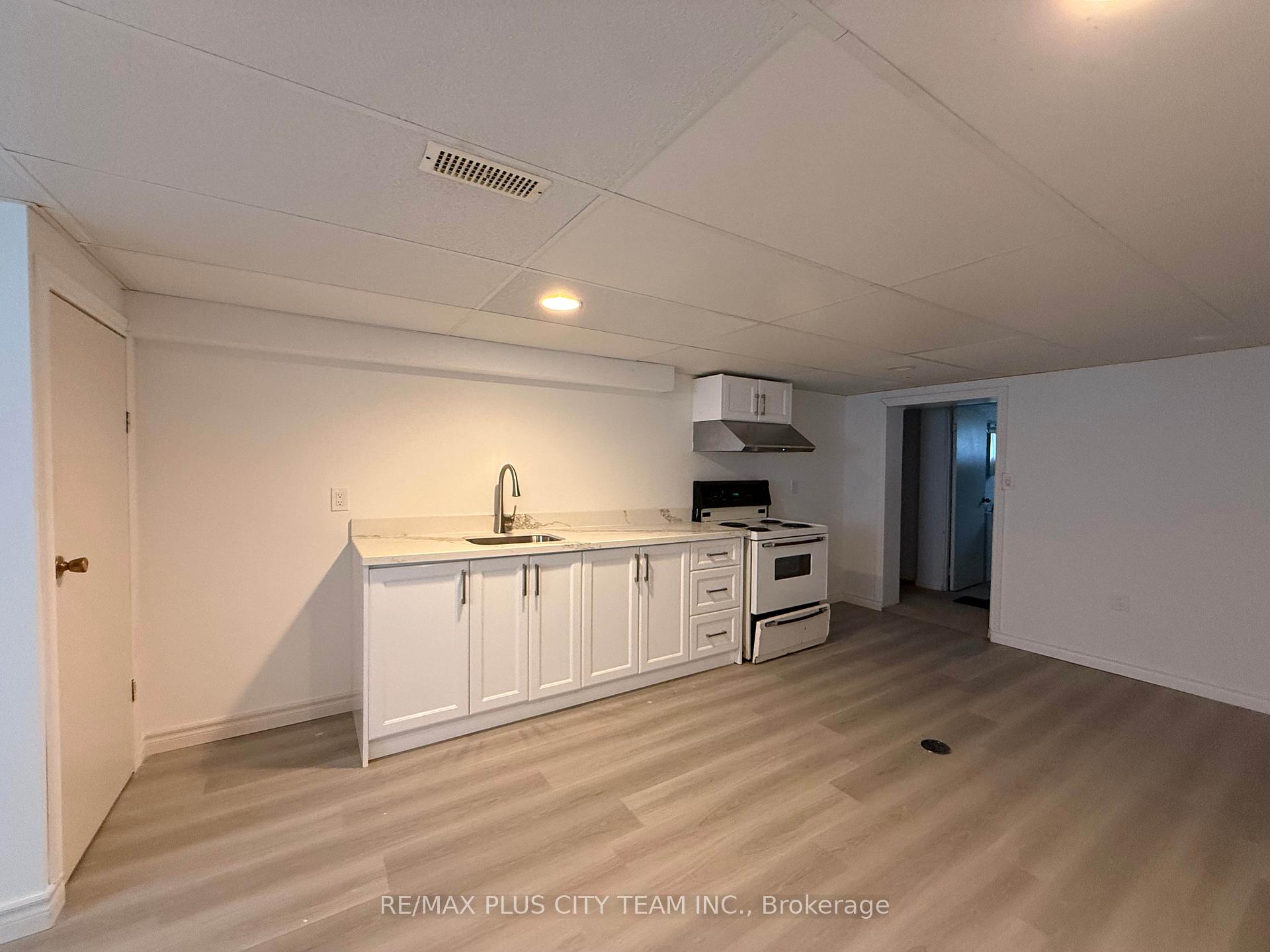 Photo 20 of 33 Windsor Drive, Ajax, Central West — HOMEH