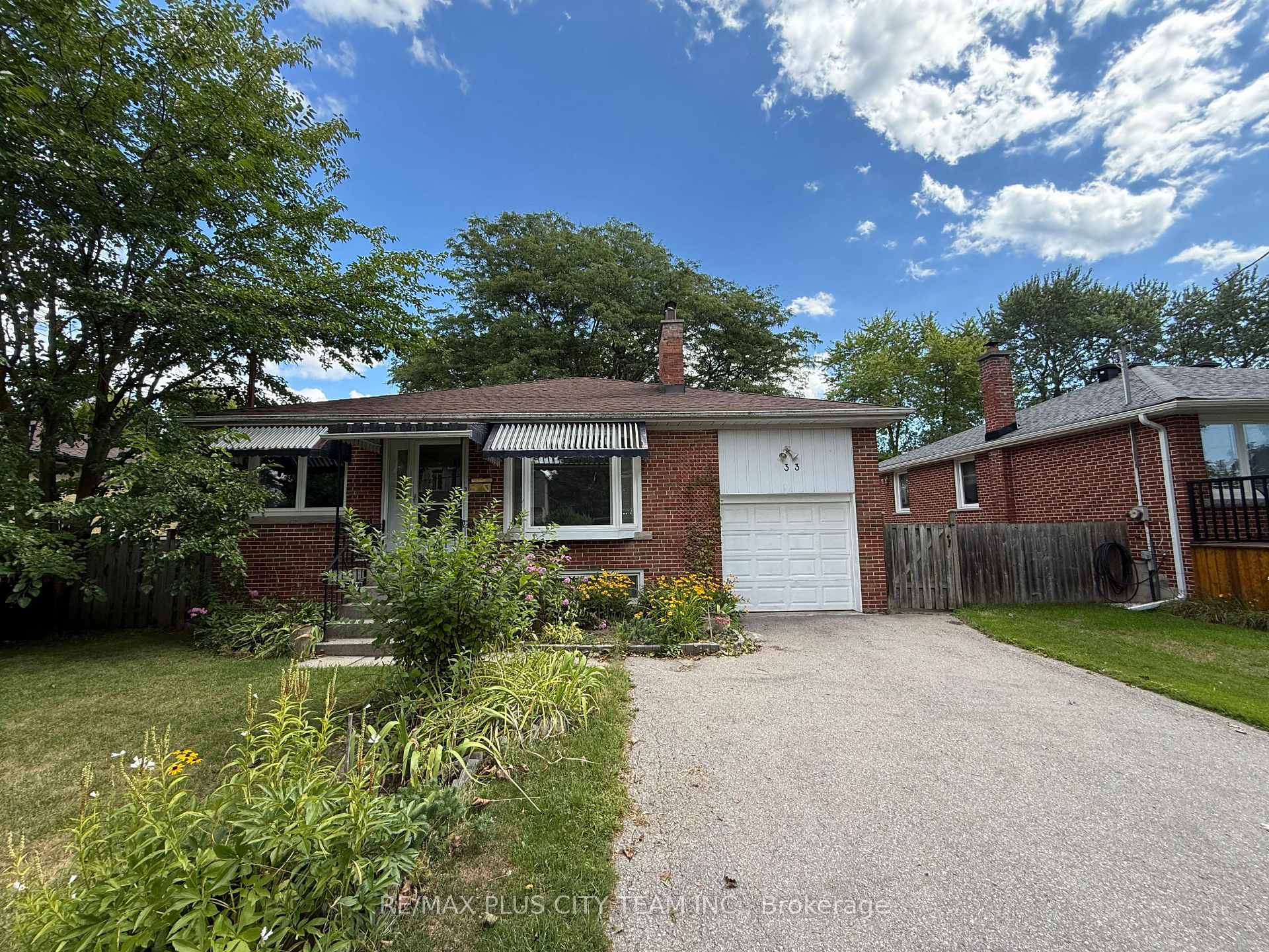 Photo 42 of 33 Windsor Drive, Ajax, Central West — HOMEH