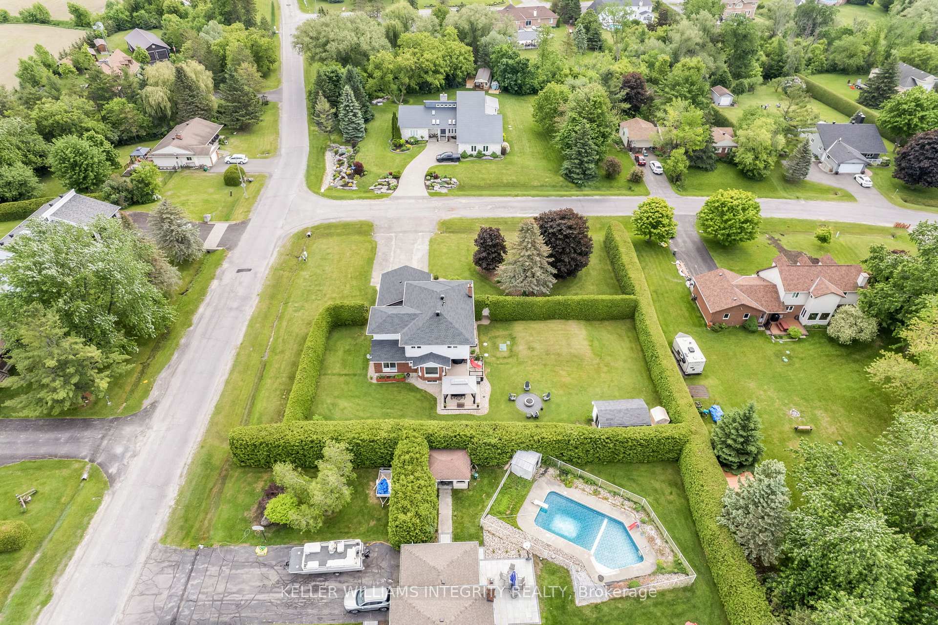 Photo 20 of 3330 August Street, Ottawa, Navan — HOMEH