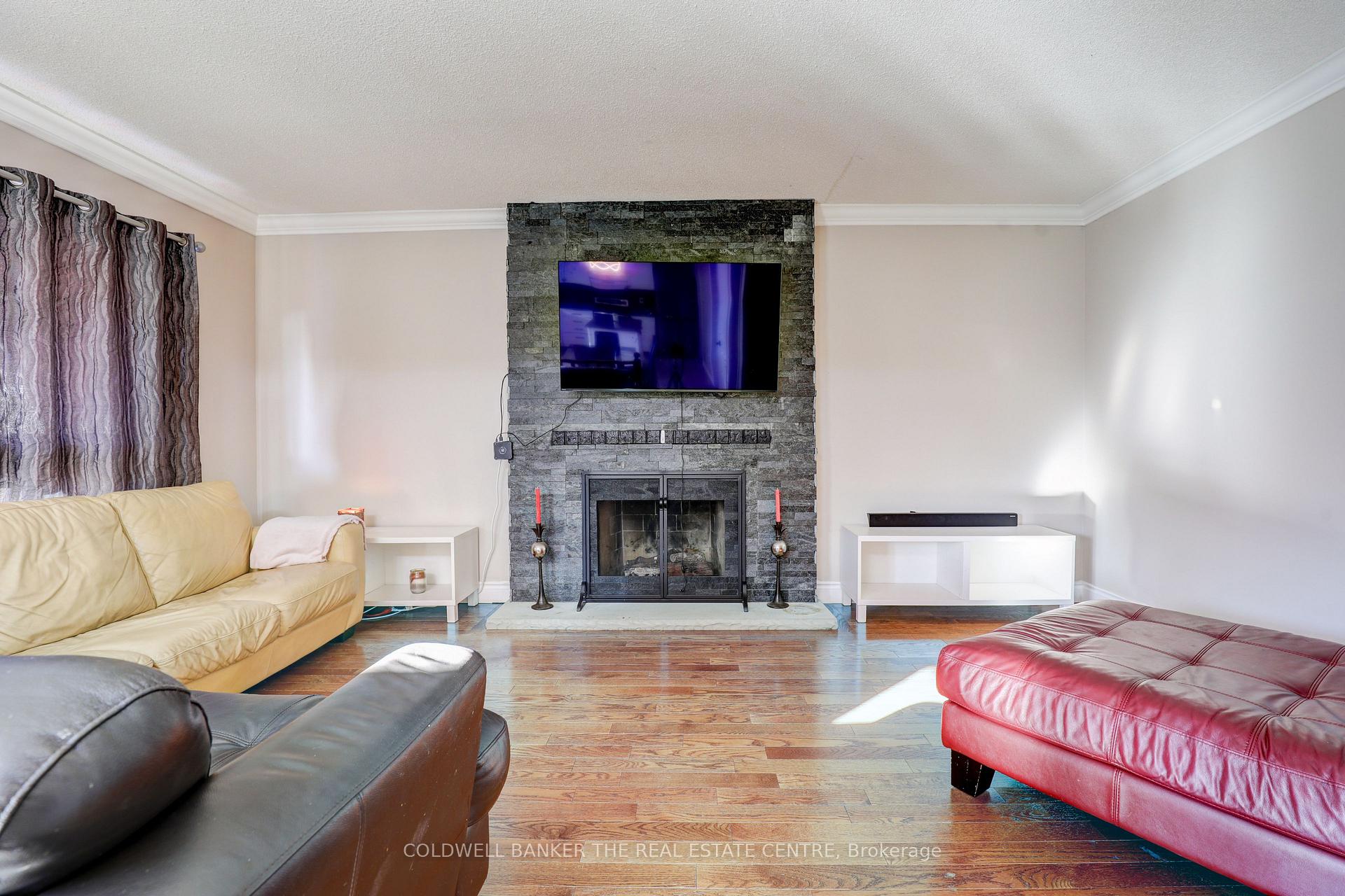 Photo 17 of 526 Gardenview Square, Pickering, Amberlea — HOMEH