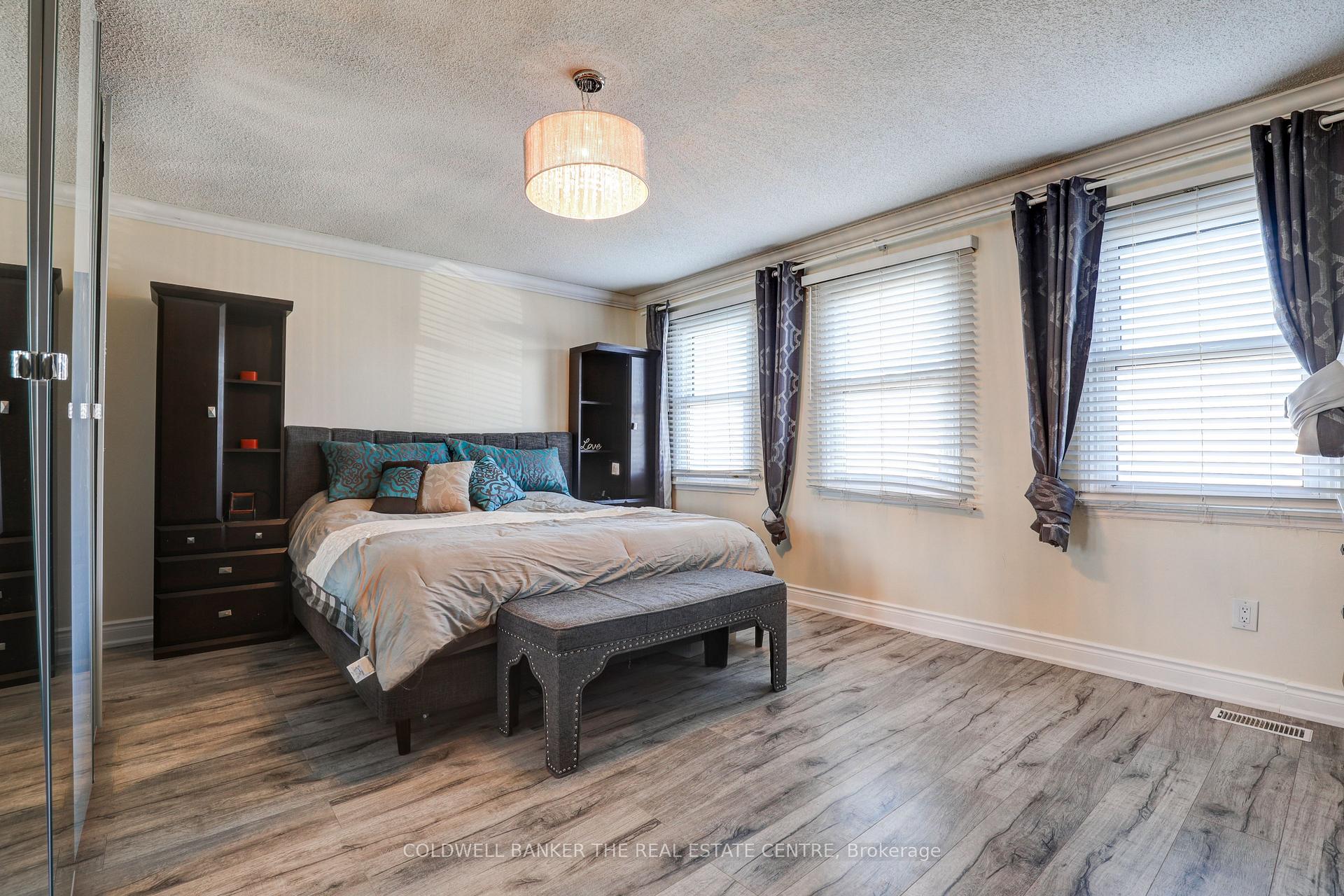 Photo 21 of 526 Gardenview Square, Pickering, Amberlea — HOMEH
