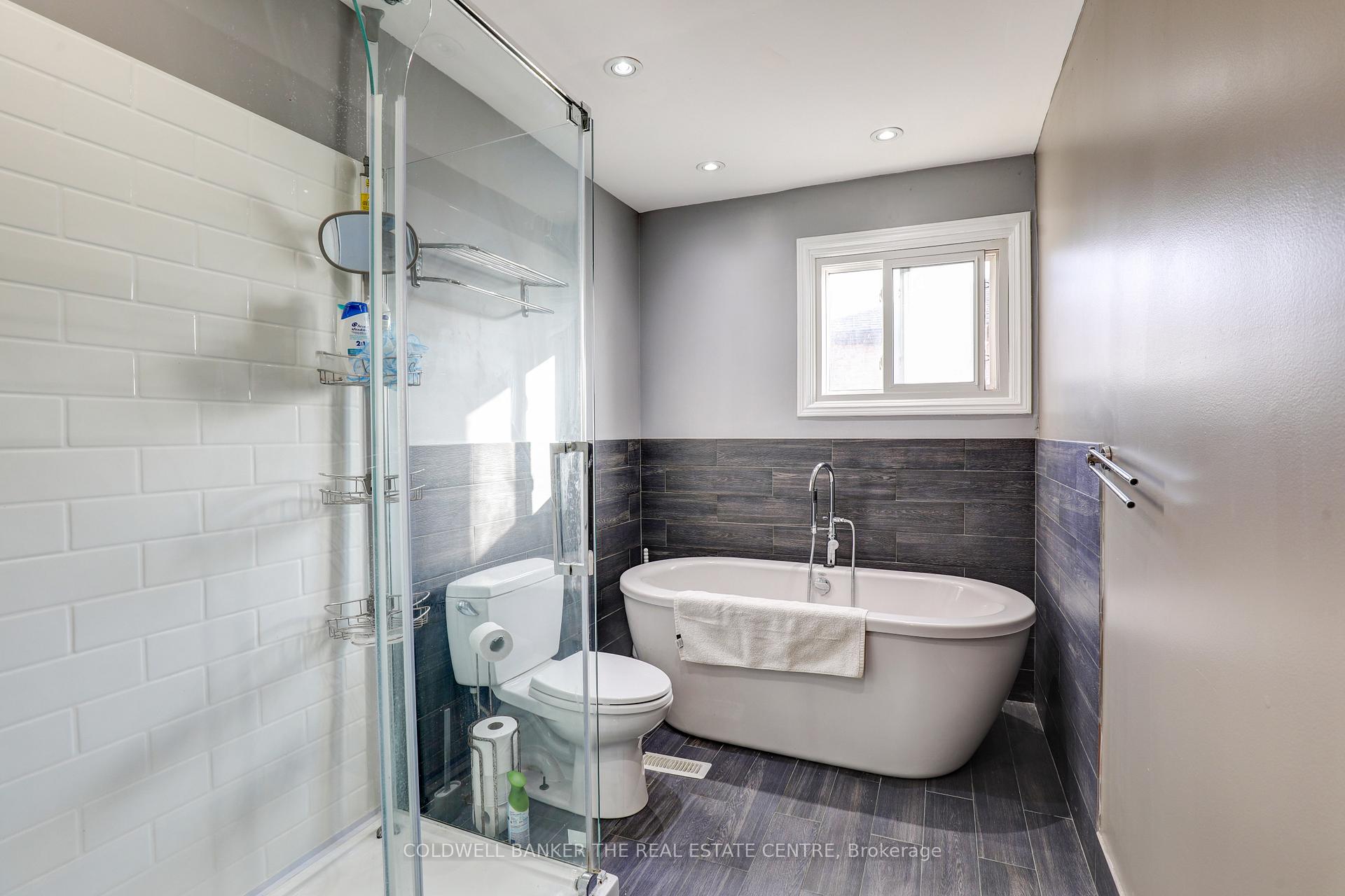 Photo 24 of 526 Gardenview Square, Pickering, Amberlea — HOMEH