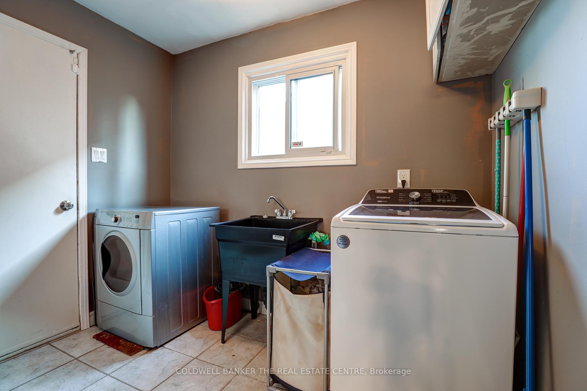 Photo 38 of 526 Gardenview Square, Pickering, Amberlea — HOMEH