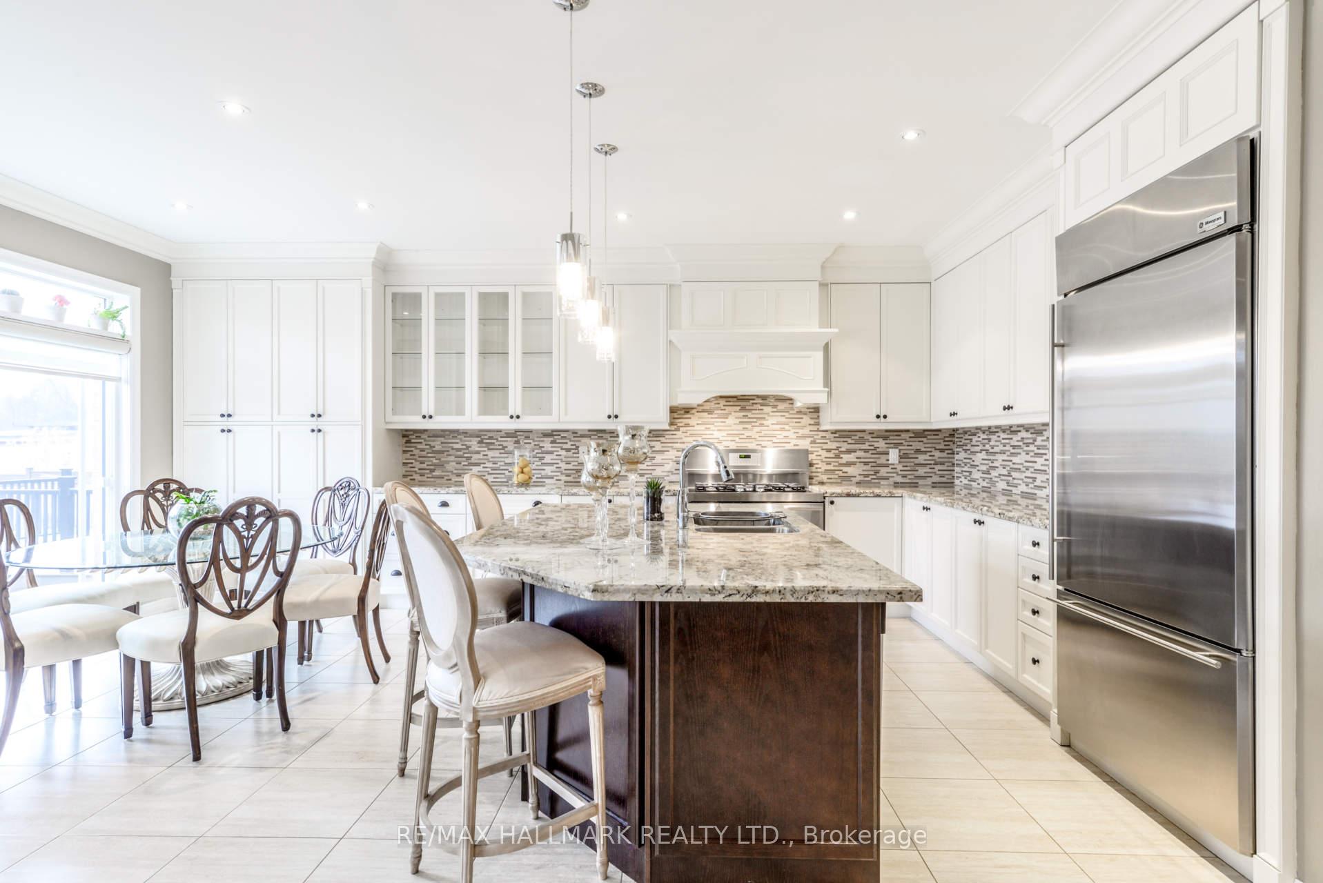 Photo 16 of 101 Thomas Cook Avenue, Vaughan, Patterson — HOMEH