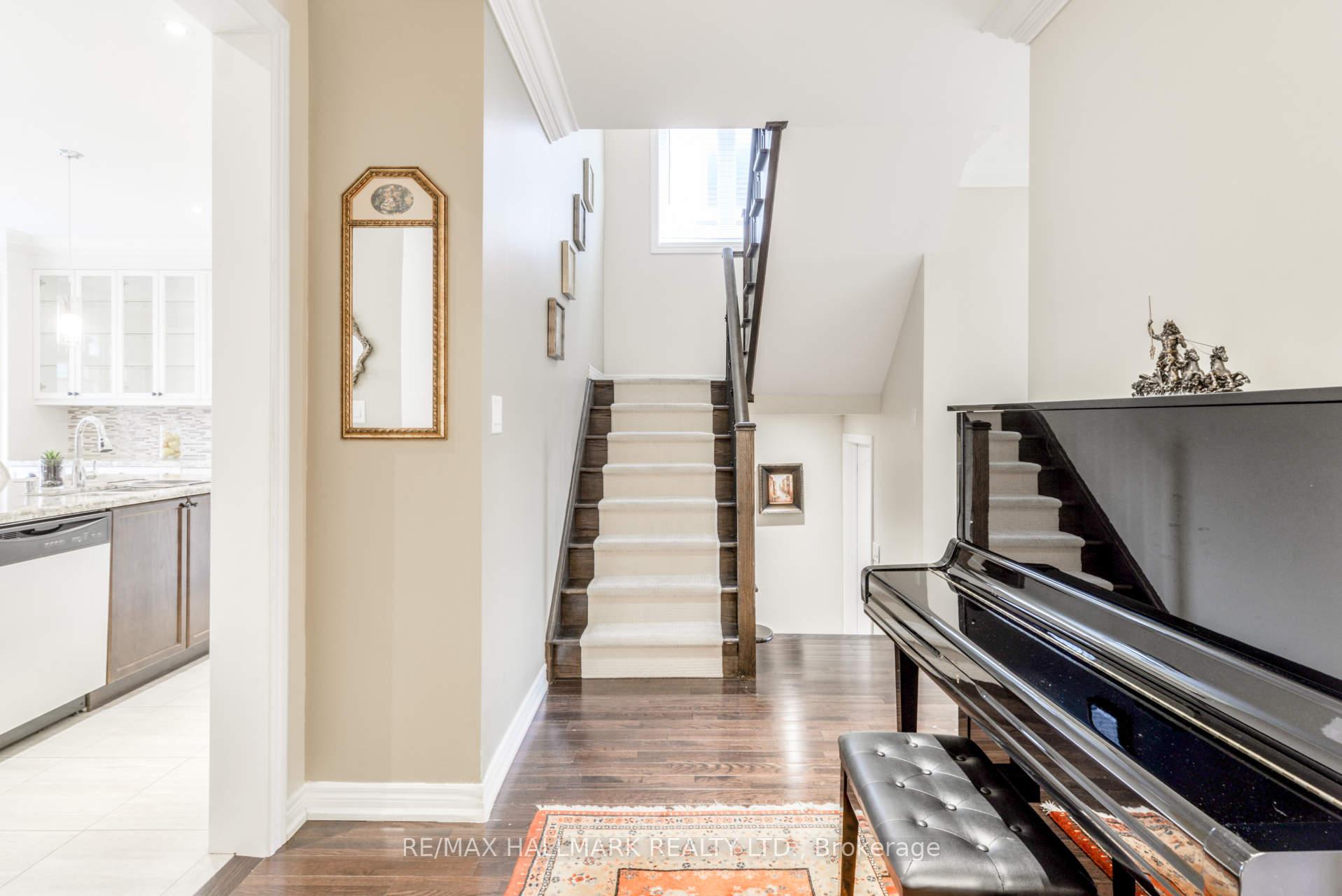 Photo 22 of 101 Thomas Cook Avenue, Vaughan, Patterson — HOMEH