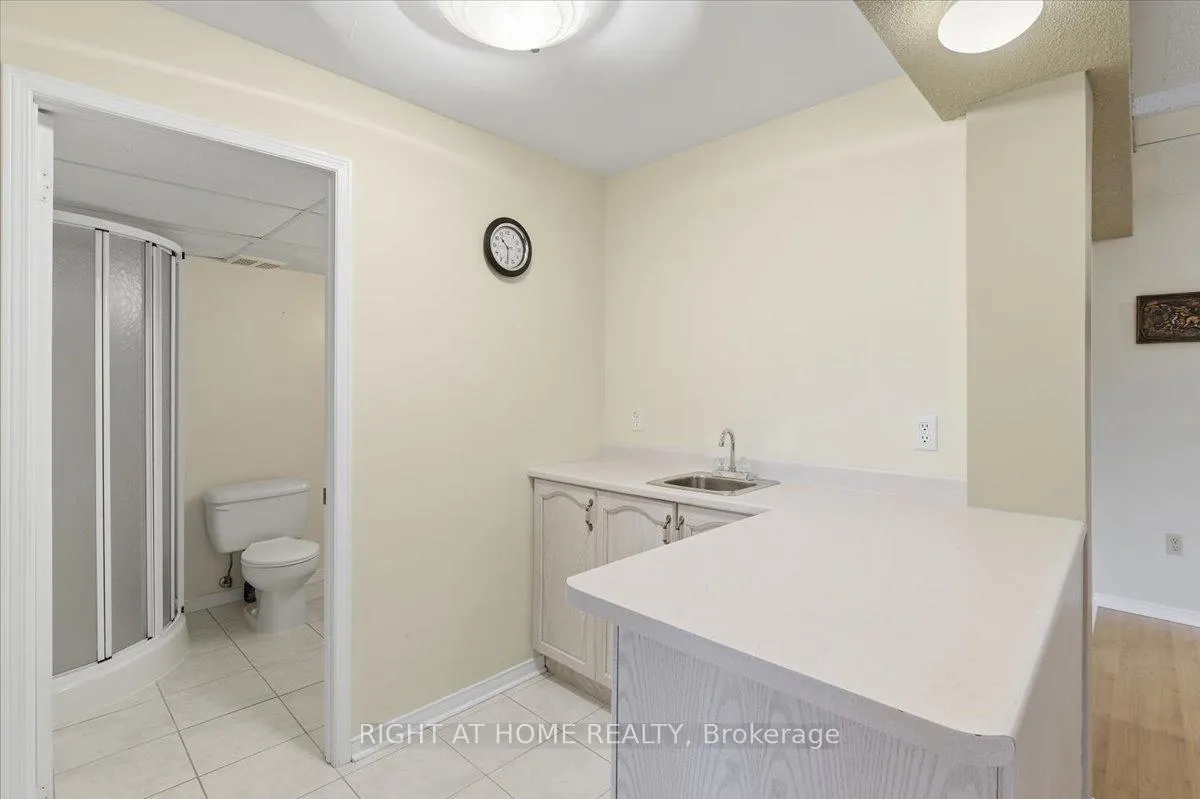 Photo 15 of 1349 Eagle Crescent, Peterborough, Monaghan Ward 2 — HOMEH