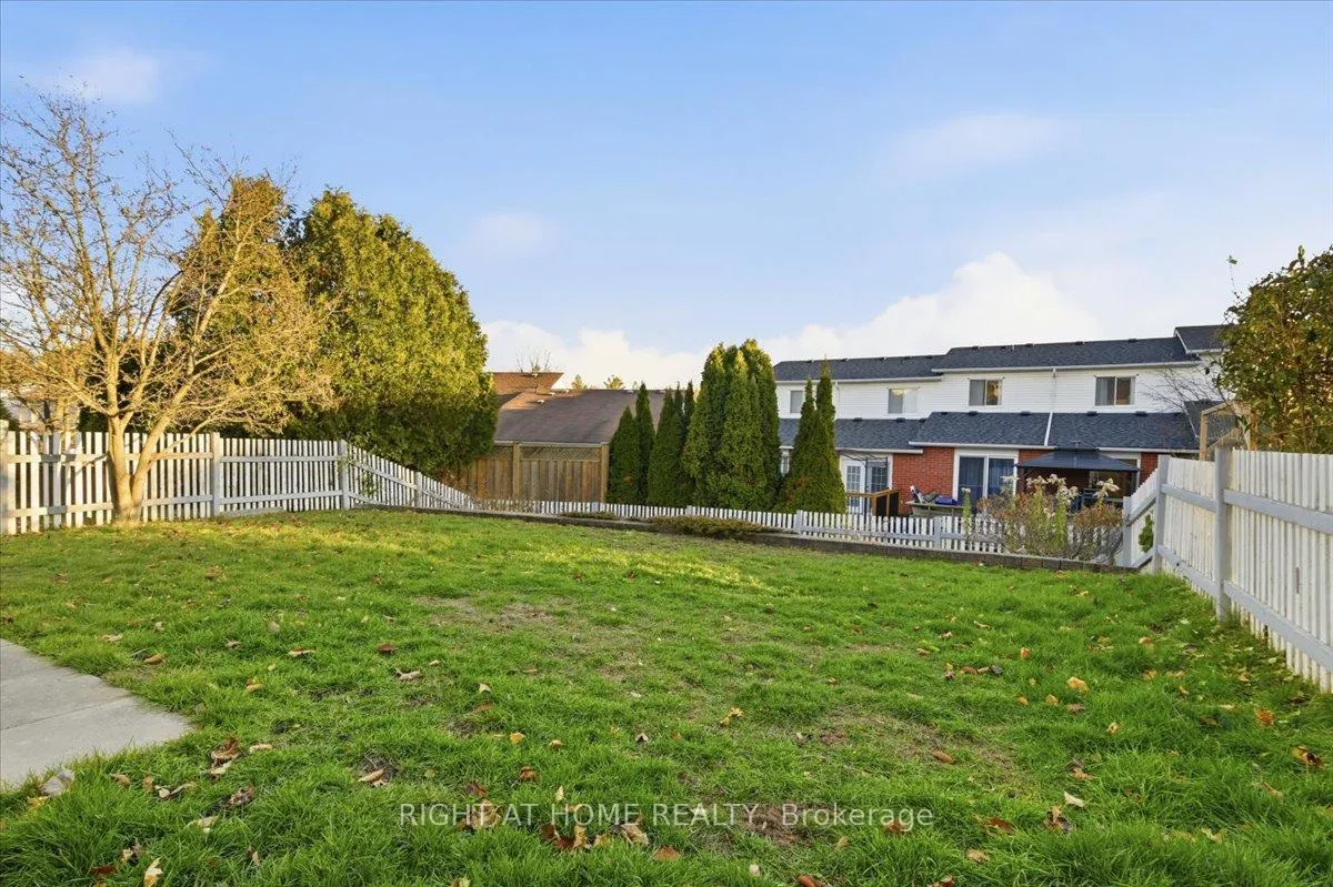 Photo 18 of 1349 Eagle Crescent, Peterborough, Monaghan Ward 2 — HOMEH