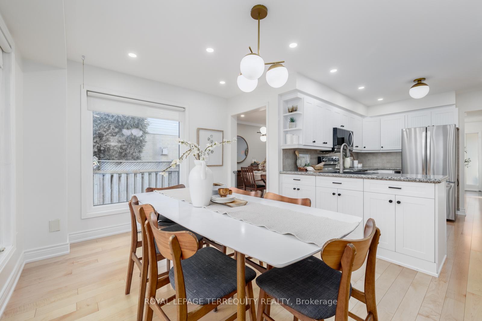 Photo 12 of 19 Moonstone Drive, Whitby, Lynde Creek — HOMEH