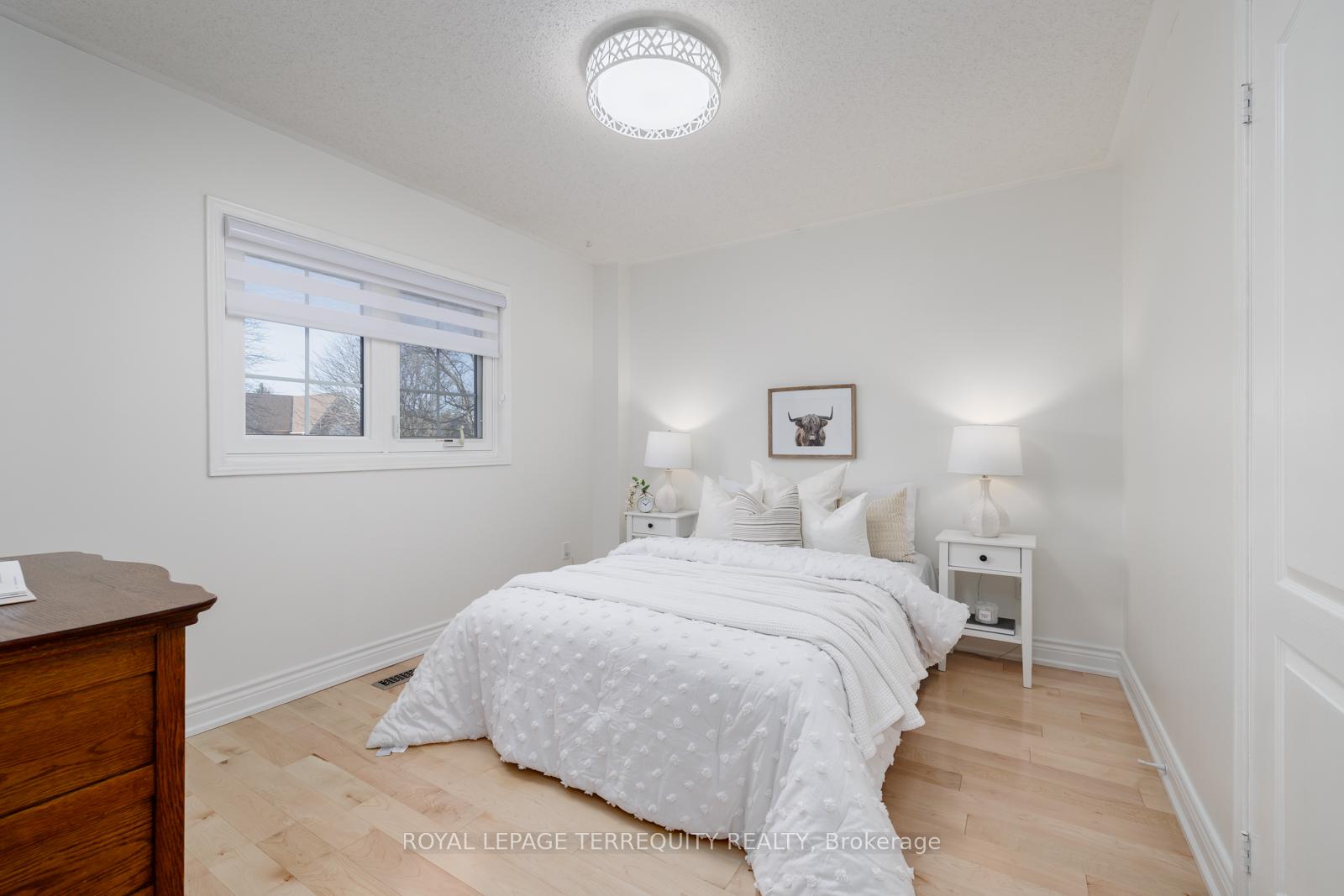 Photo 23 of 19 Moonstone Drive, Whitby, Lynde Creek — HOMEH