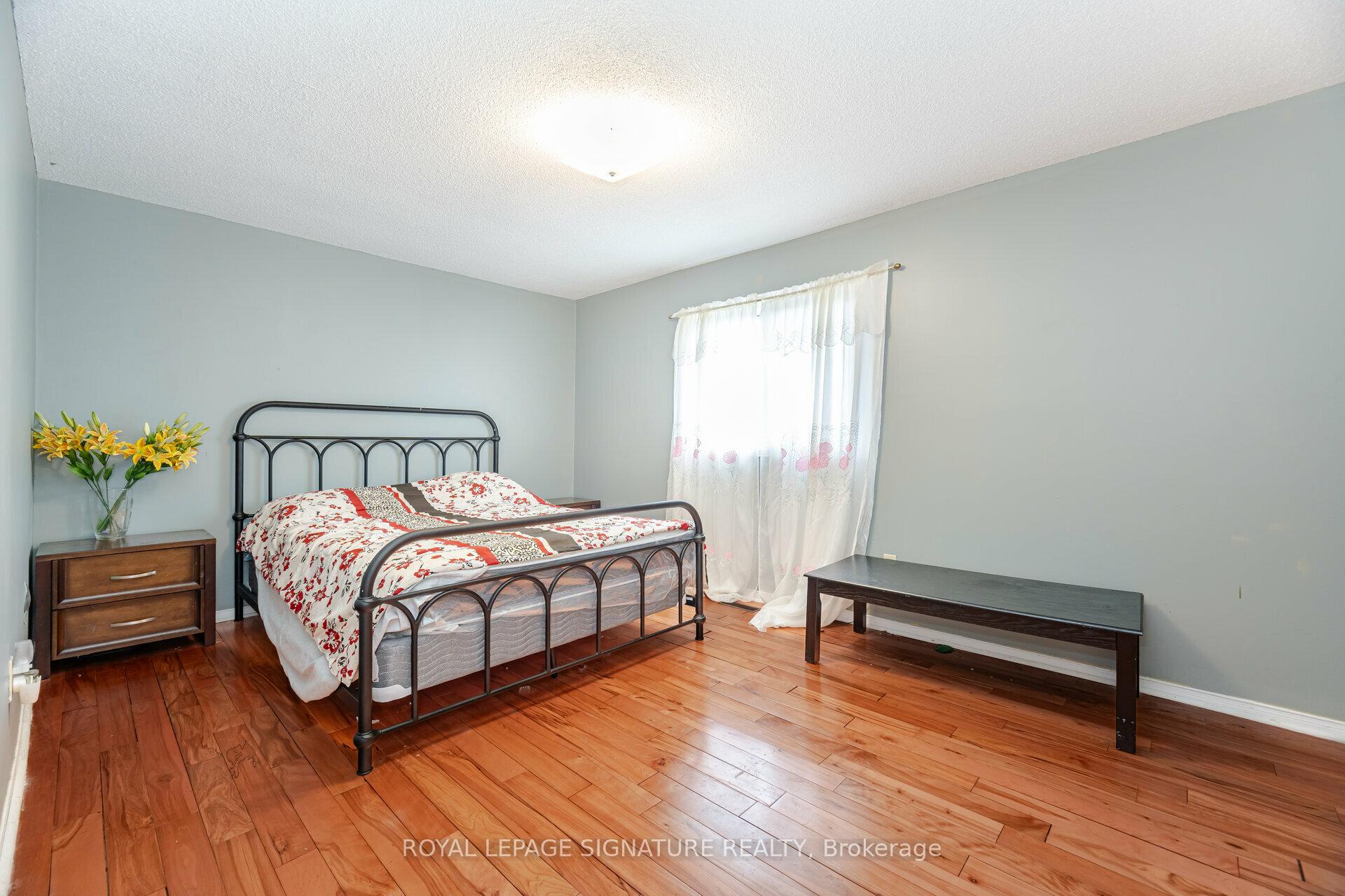 Photo 20 of 991 Rambleberry Avenue, Pickering, Liverpool — HOMEH