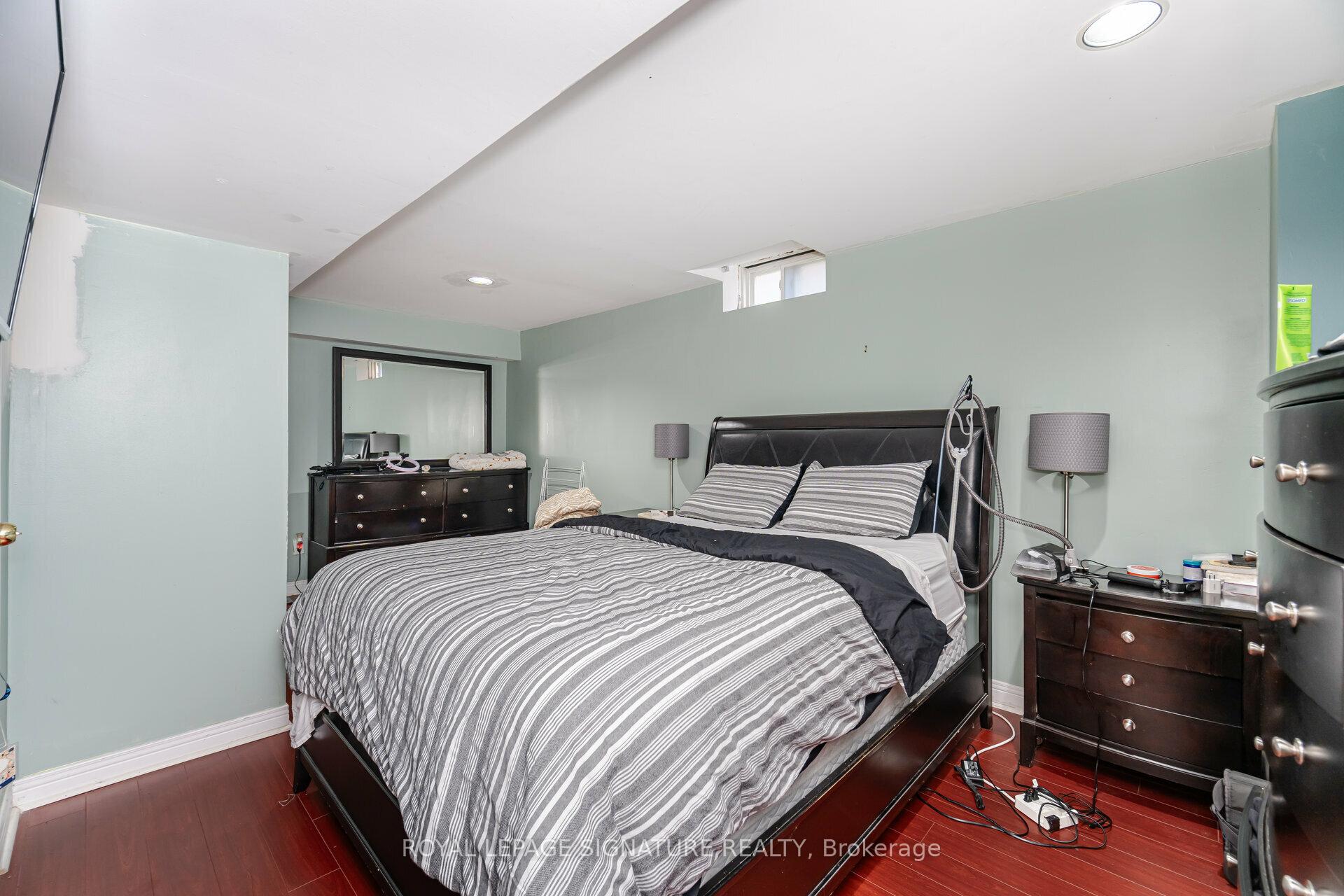 Photo 33 of 991 Rambleberry Avenue, Pickering, Liverpool — HOMEH