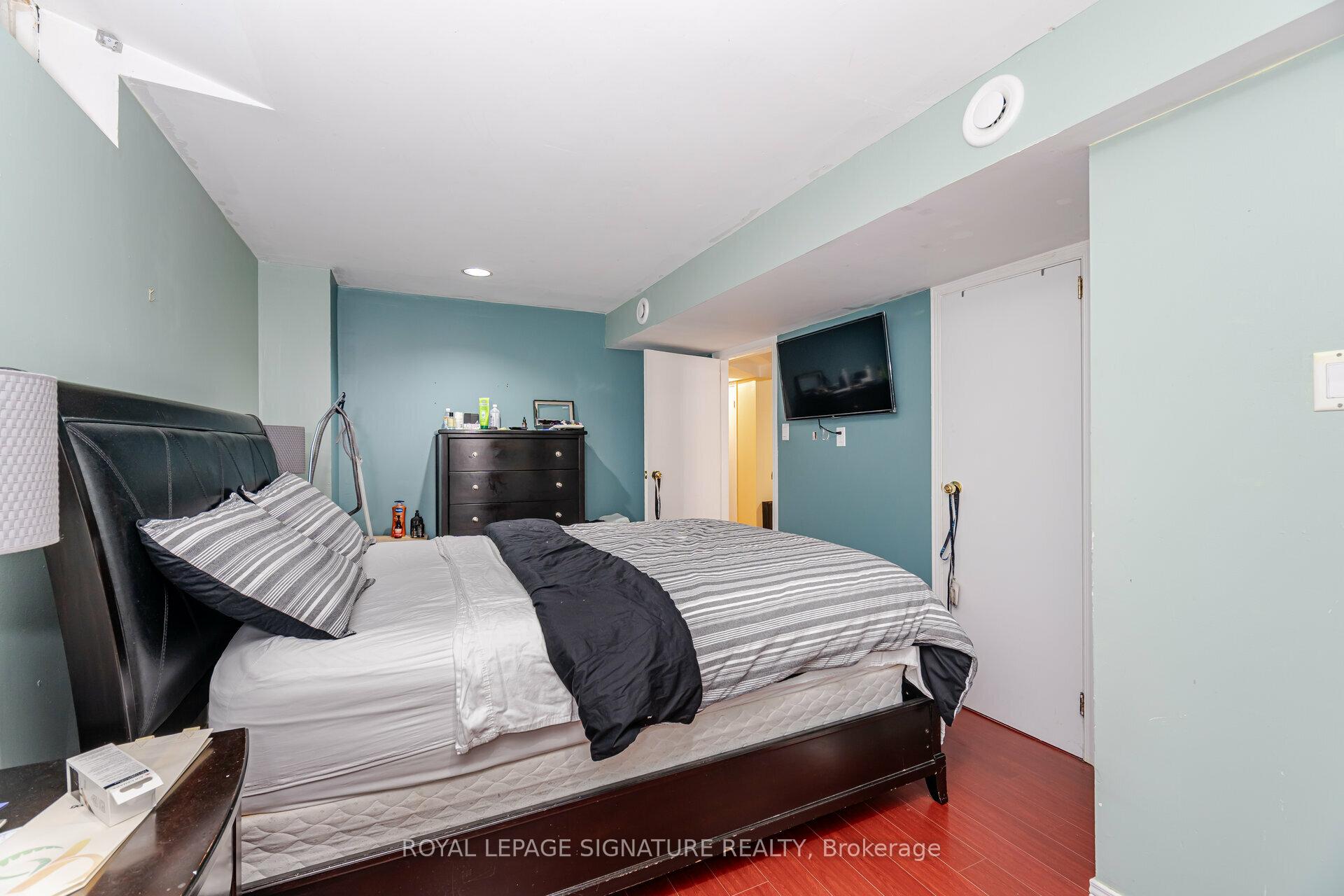 Photo 34 of 991 Rambleberry Avenue, Pickering, Liverpool — HOMEH