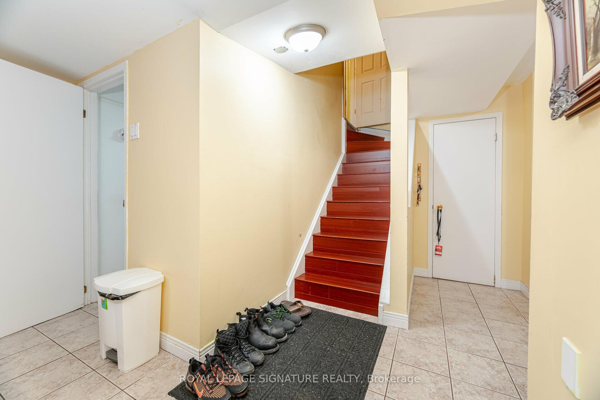 Photo 37 of 991 Rambleberry Avenue, Pickering, Liverpool — HOMEH