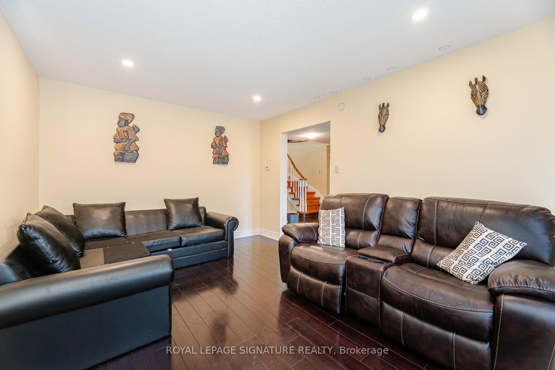 Photo 38 of 991 Rambleberry Avenue, Pickering, Liverpool — HOMEH