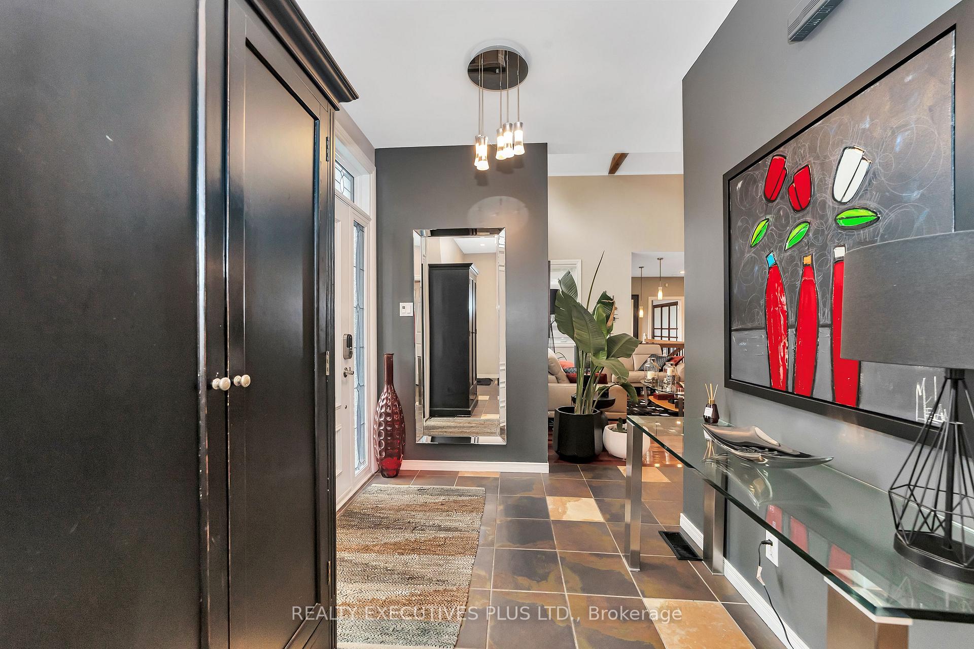 Photo 6 of 1198 Fieldown Street, Ottawa, Cumberland Ridge — HOMEH