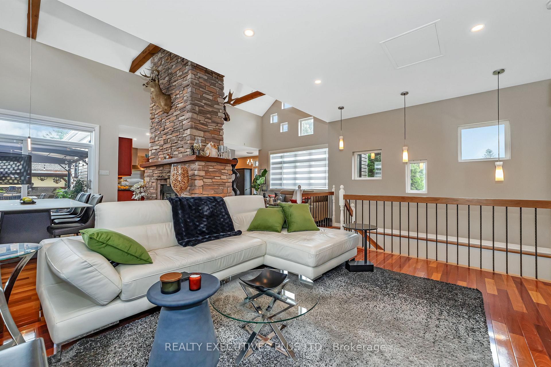 Photo 14 of 1198 Fieldown Street, Ottawa, Cumberland Ridge — HOMEH