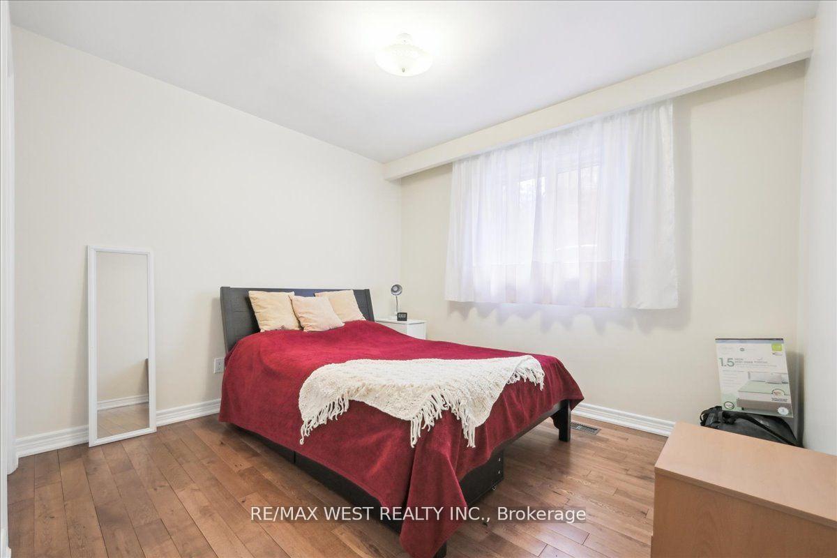 Photo 14 of 117 Willis Road, Vaughan, East Woodbridge — HOMEH