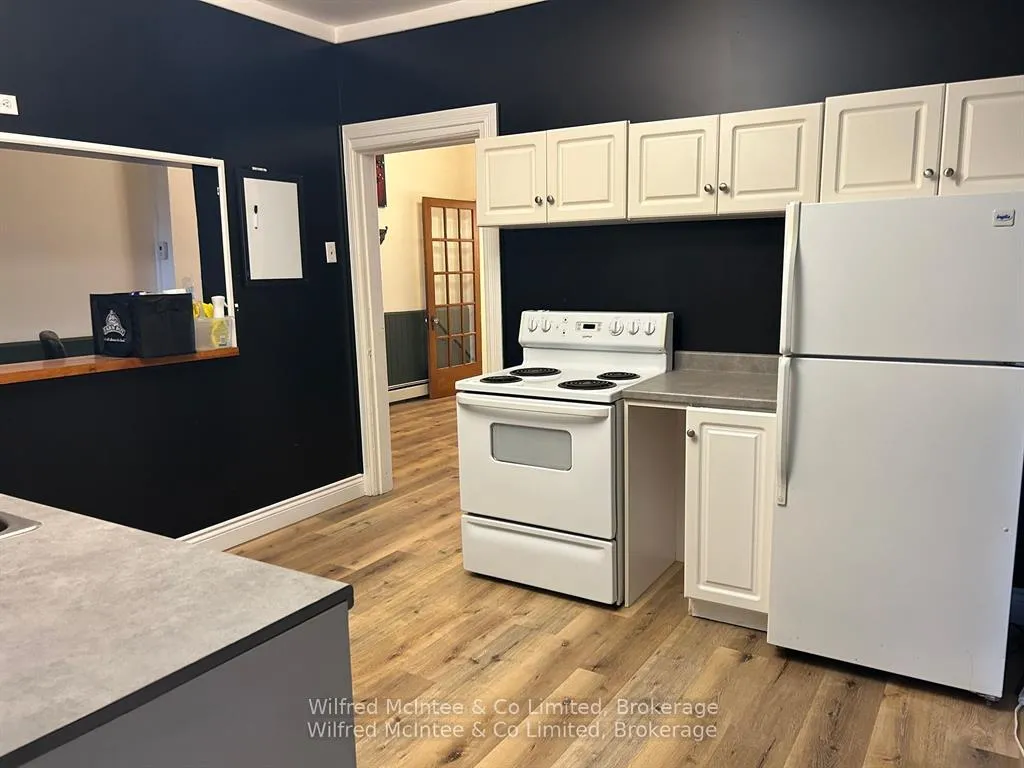 Photo 3 of 216 Durham Street, Brockton — HOMEH