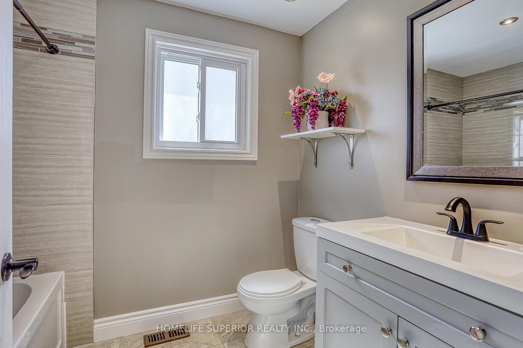 Photo 13 of 88 Vanessa Place, Whitby, Blue Grass Meadows — HOMEH