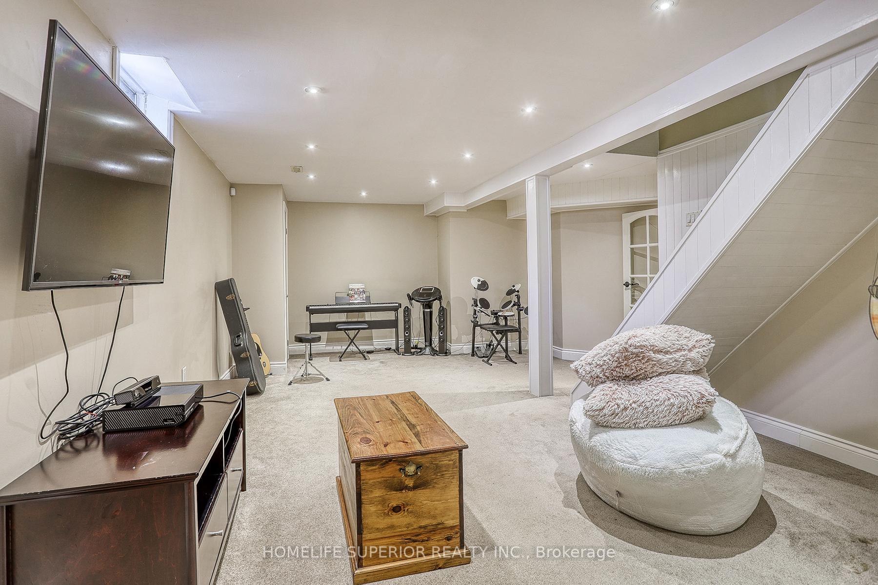 Photo 16 of 88 Vanessa Place, Whitby, Blue Grass Meadows — HOMEH